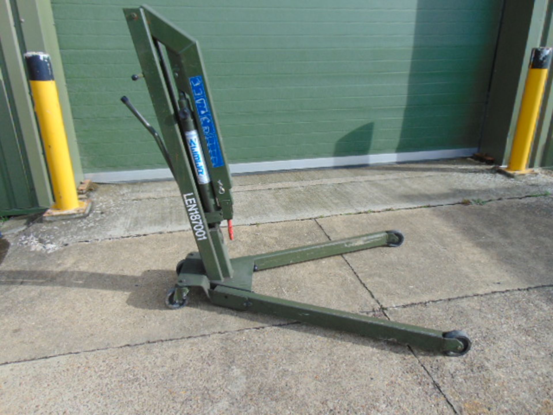 Weber WJN10 1100Kg Hydraulic Foldaway Floor Crane ideal for Workshops or Service Vans - Image 6 of 12