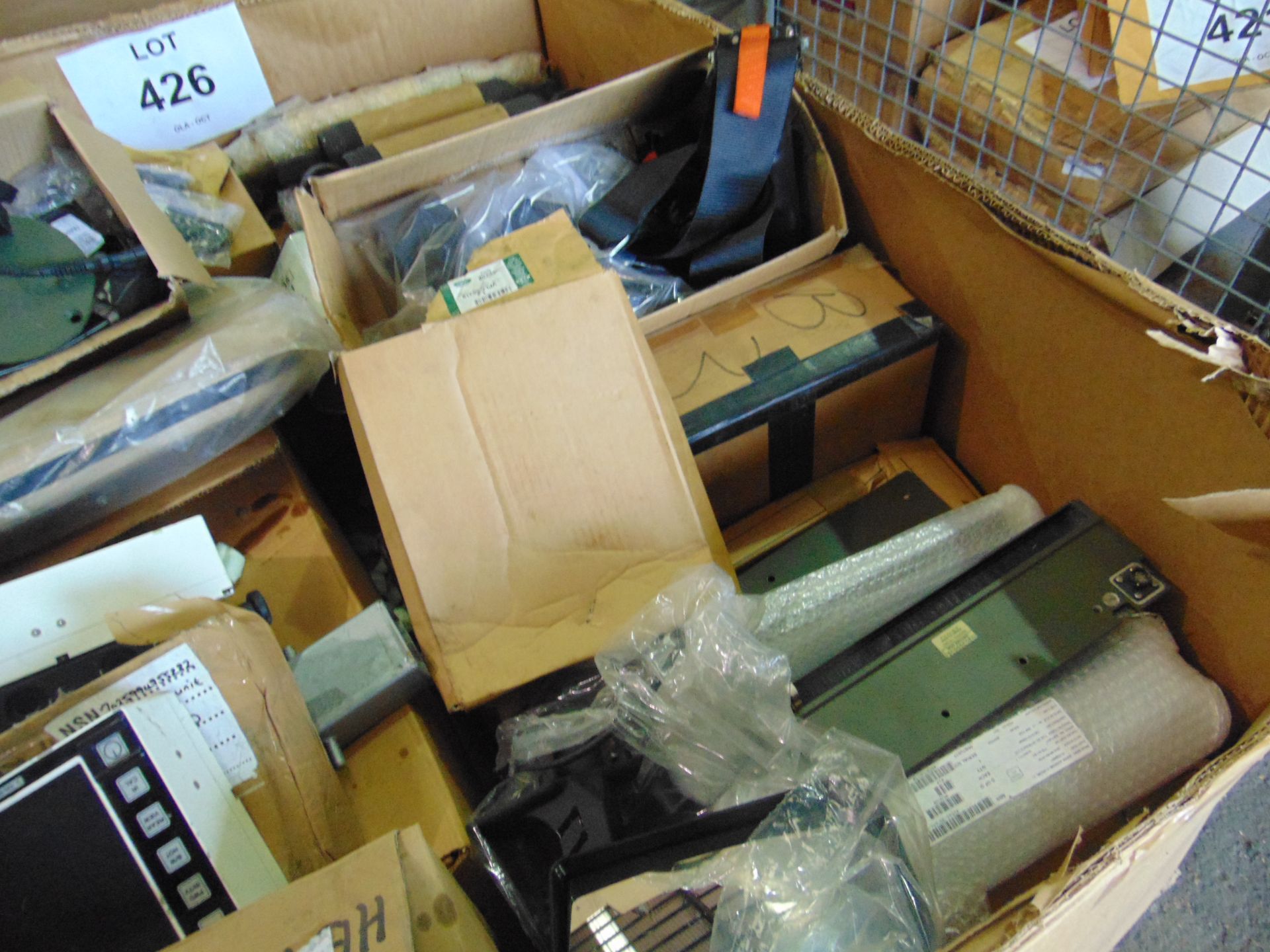 1 x Triwall box of Unsorted Vehicle FV spares as shown - Image 4 of 4