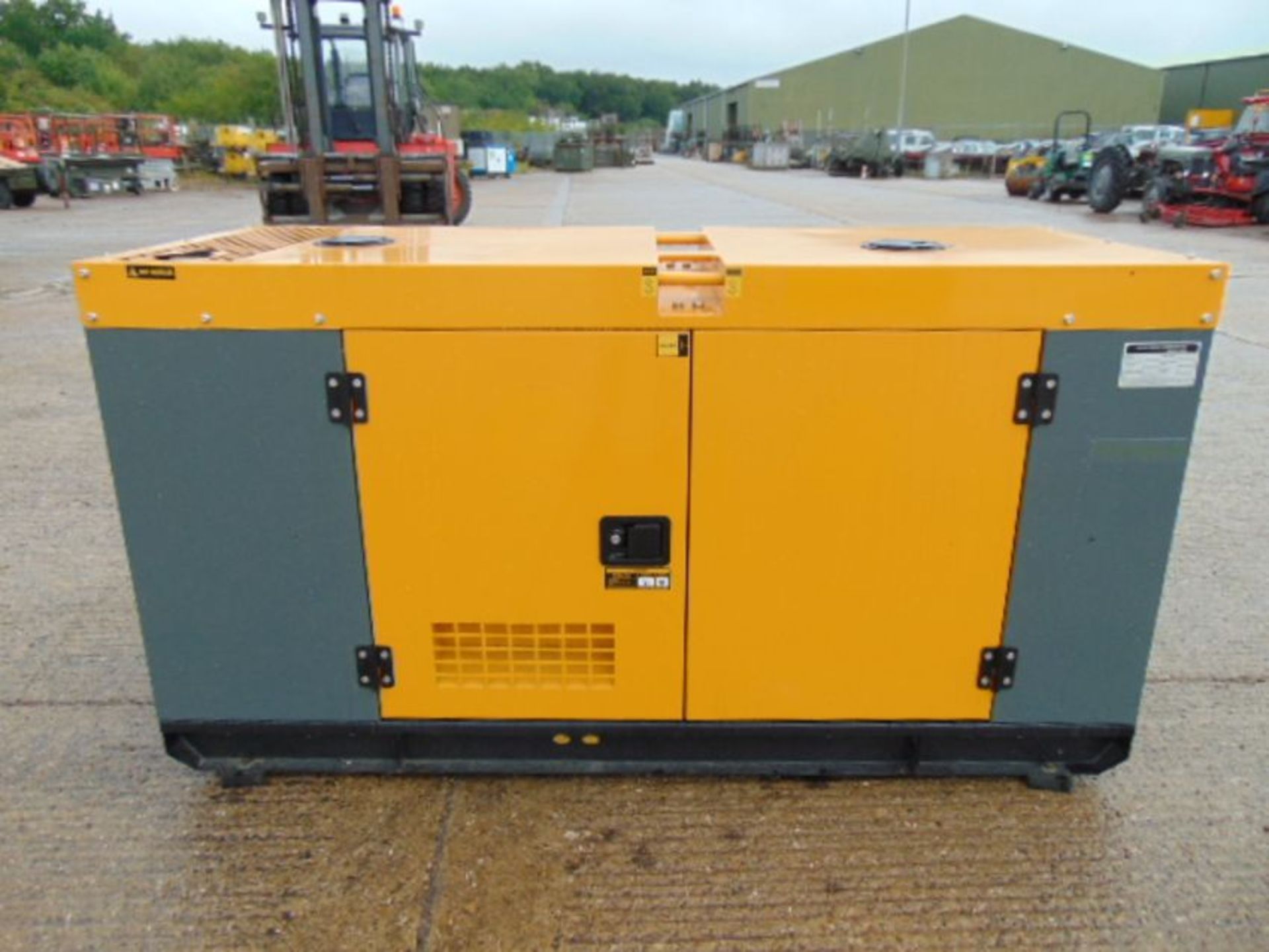 2020 UNISSUED 70 KVA 3 Phase Silent Diesel Generator Set - Image 5 of 19