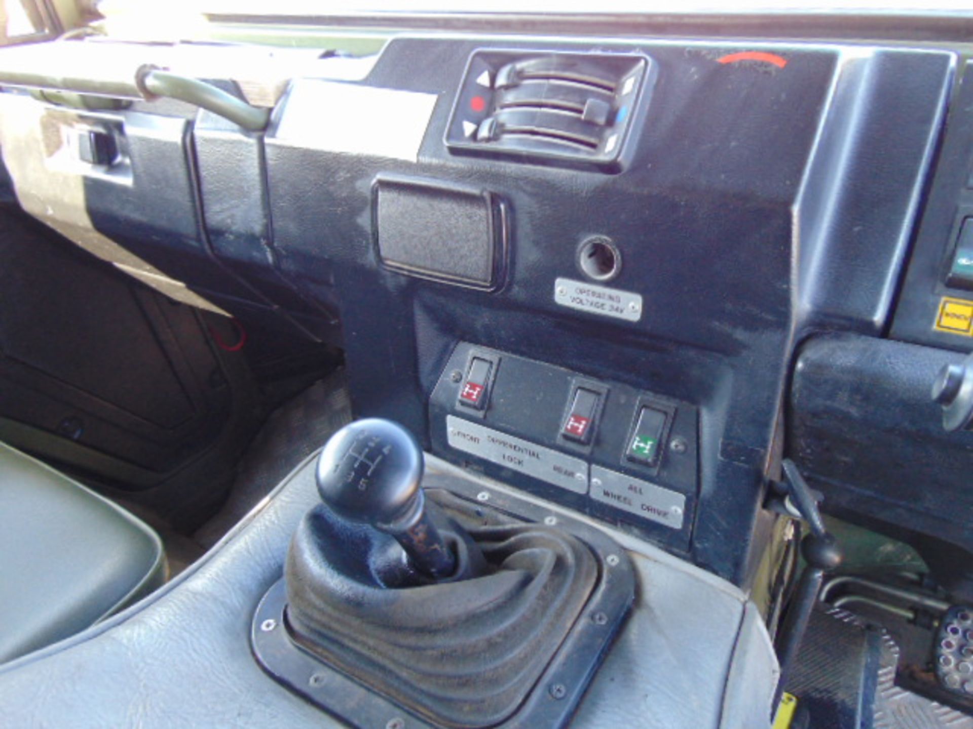 Military Specification Pinzgauer 716 4X4 Soft Top c/w Ramsay Winch ONLY 25,743 MILES! - Bild 25 aus 31