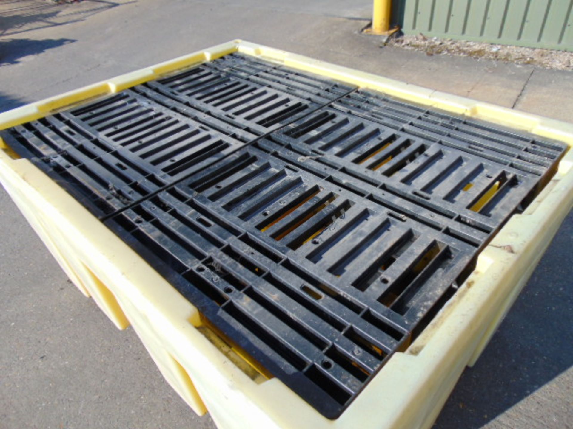 Unissued Double IBC Container Spill Pallet - Image 3 of 3