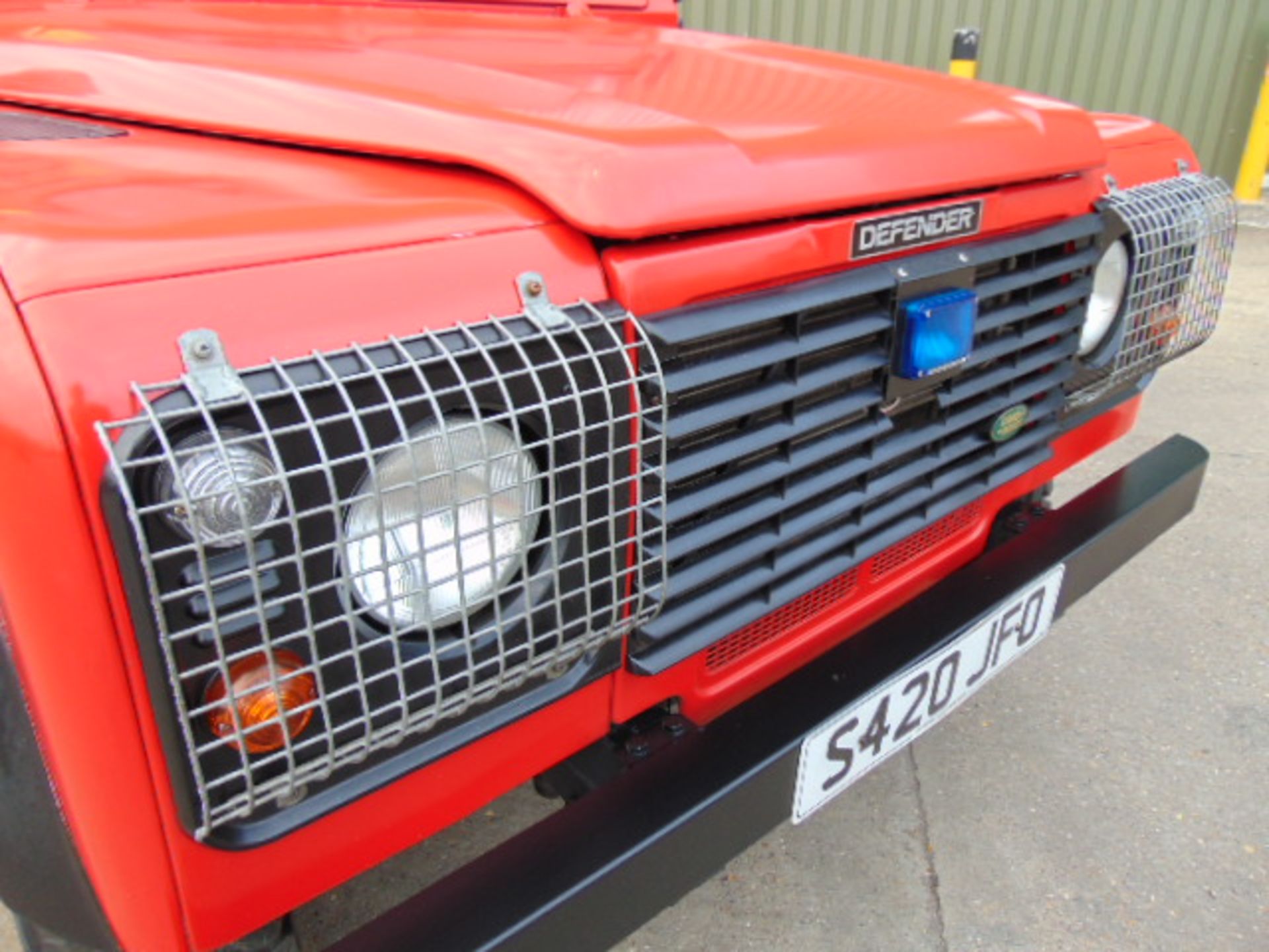 1 Owner Land Rover Defender 110 TD5 Saxon Firefighting Vehicle ONLY 34,600 MILES! - Image 33 of 45