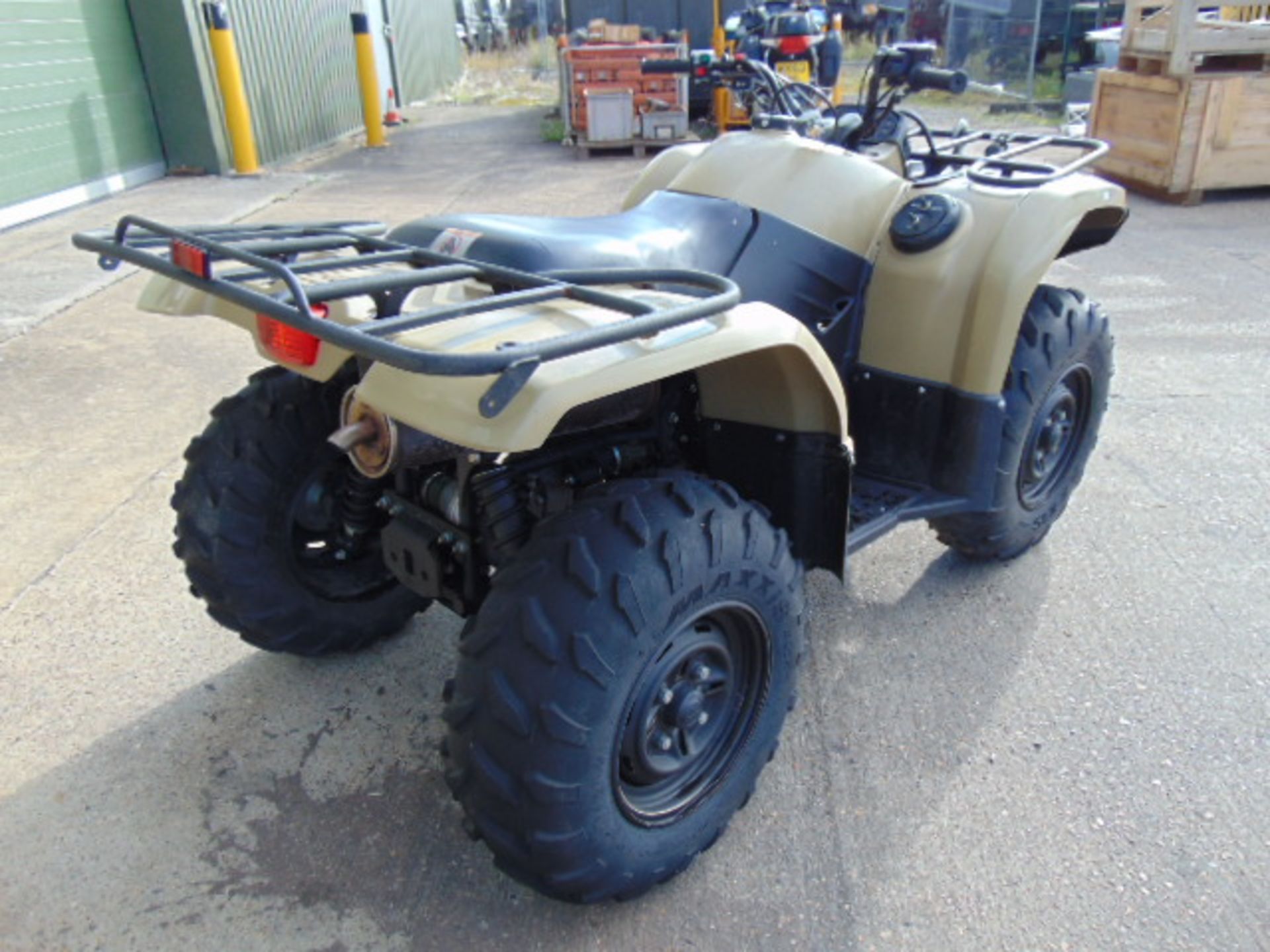 Military Specification Yamaha Grizzly 450 4 x 4 ATV Quad Bike Complete with Winch ONLY 130 HOURS! - Image 6 of 20