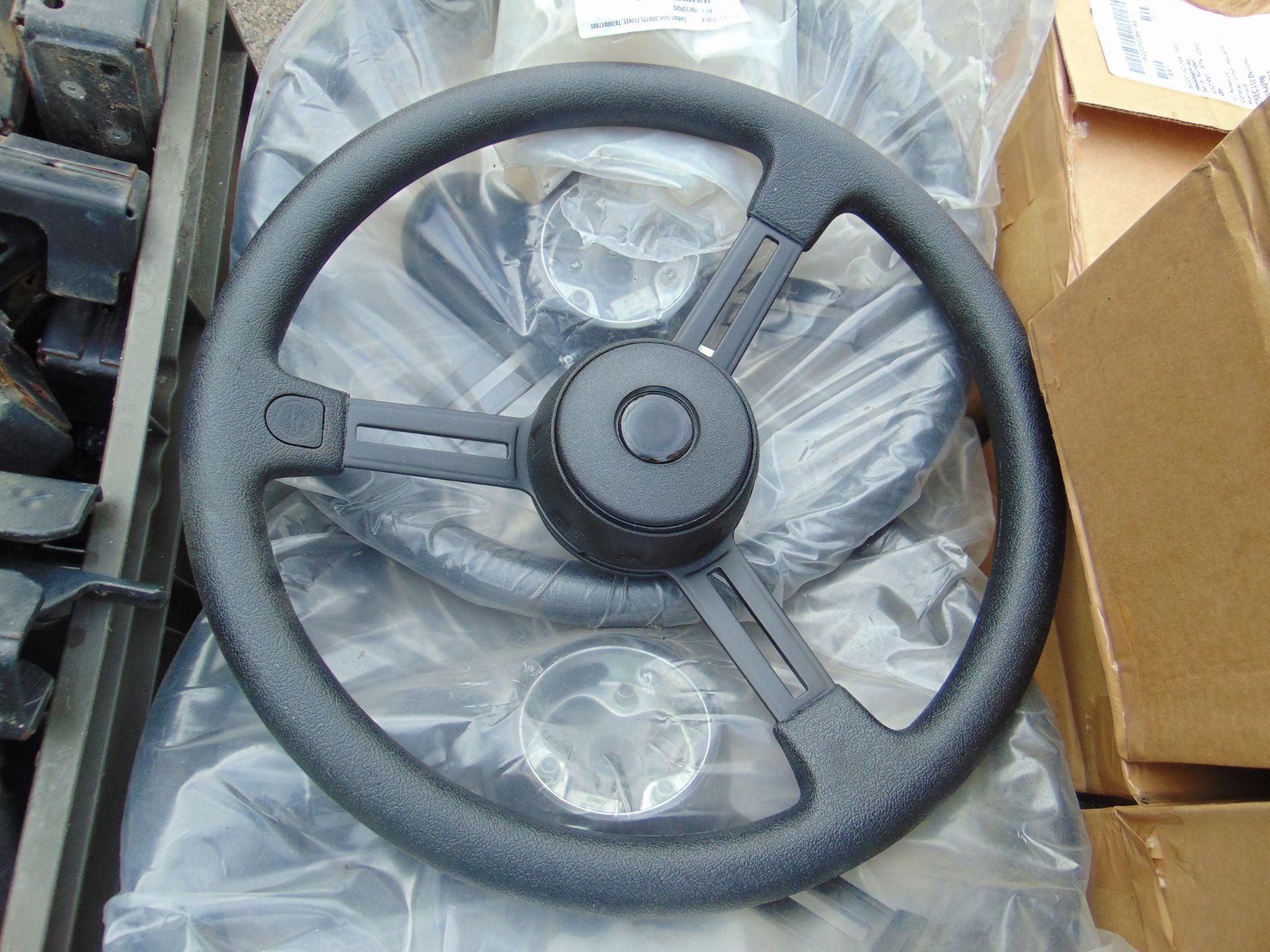 5 x New Unissued 16 in 3 spoke steering wheels as shown - Image 2 of 2