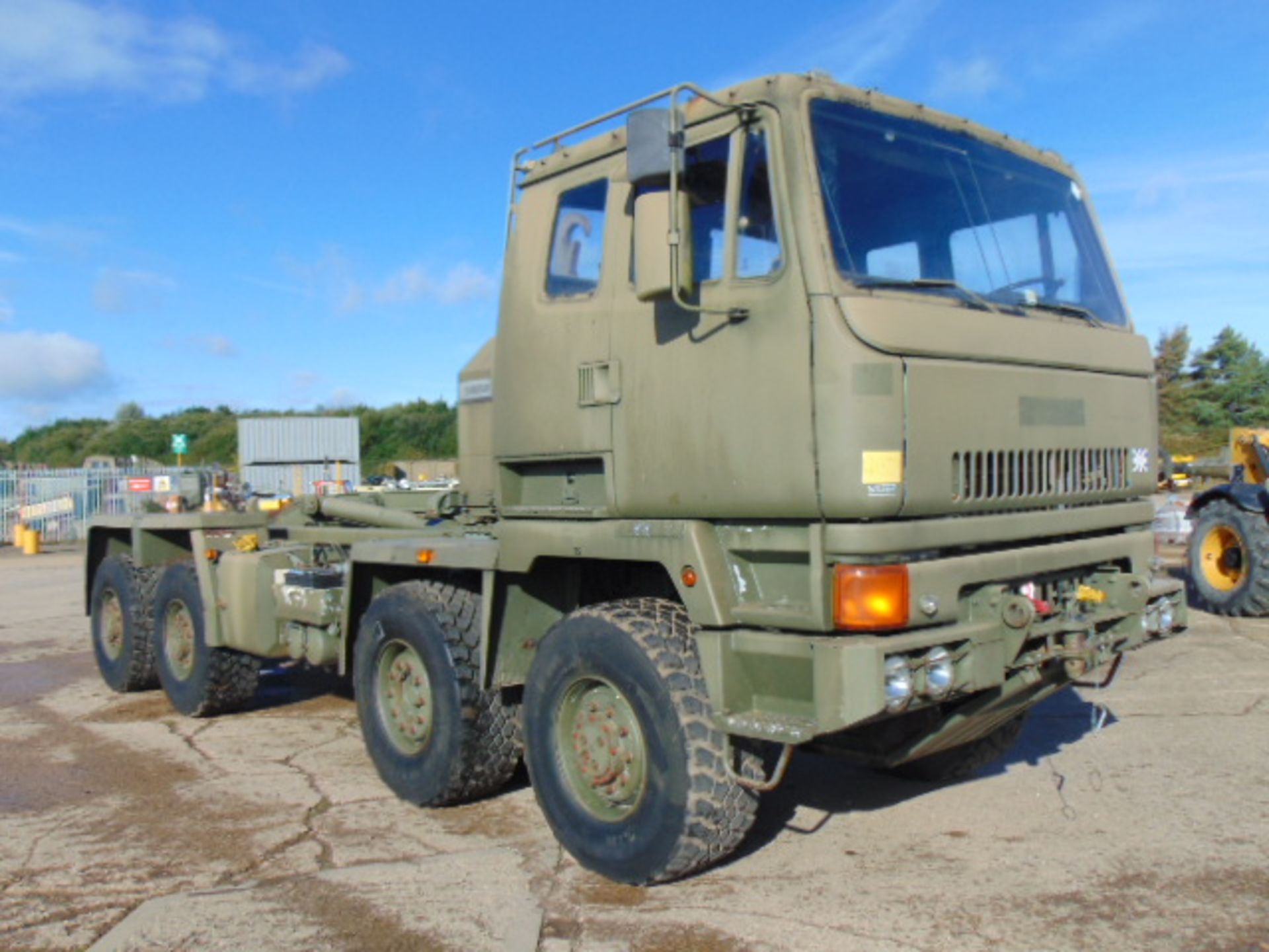 DAF 8x6 DROPS Multilift LHD Hook Loader