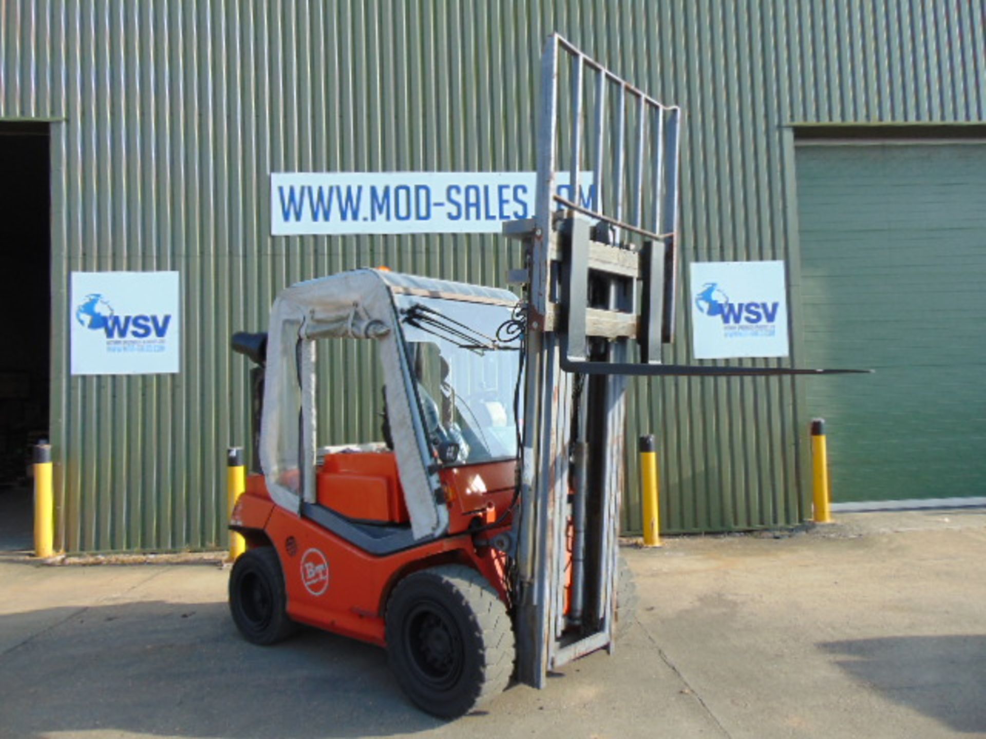 2003 BT Rolatruc 5 Ton Counter Balance Diesel Forklift c/w 3 Stage Mast Side Shift ONLY 1,544 HOURS! - Image 8 of 25