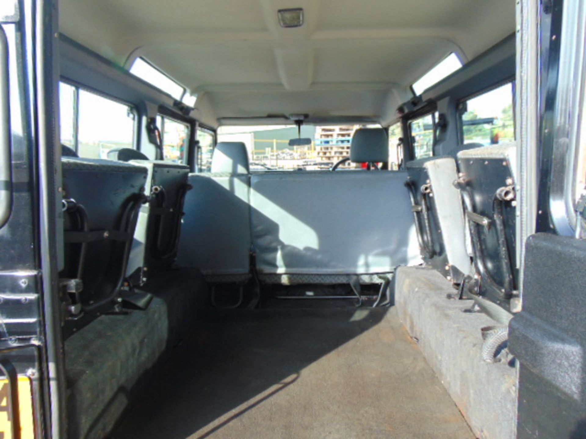 2005 Land Rover Defender 110 County TD5 9 Seat Station Wagon c/w Service History ONLY 100,212 Miles! - Image 28 of 43