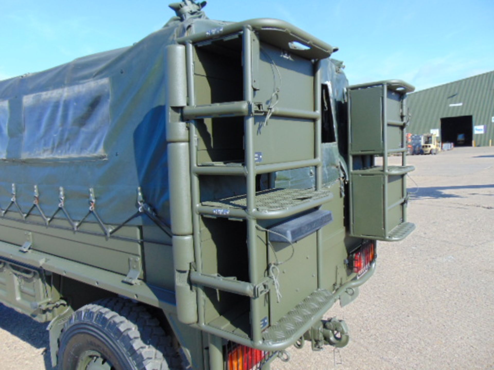 Military Specification Pinzgauer 716 4X4 Soft Top c/w Ramsay Winch ONLY 25,743 MILES! - Image 6 of 31