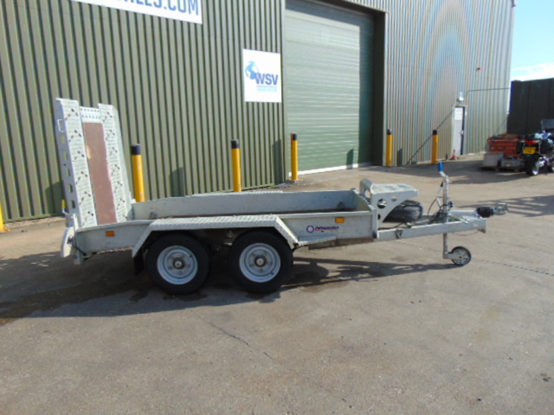 2019 Indespension Challenger 50 2.7 Tonne Twin Axle Beaver Tail Plant Trailer - Image 5 of 17