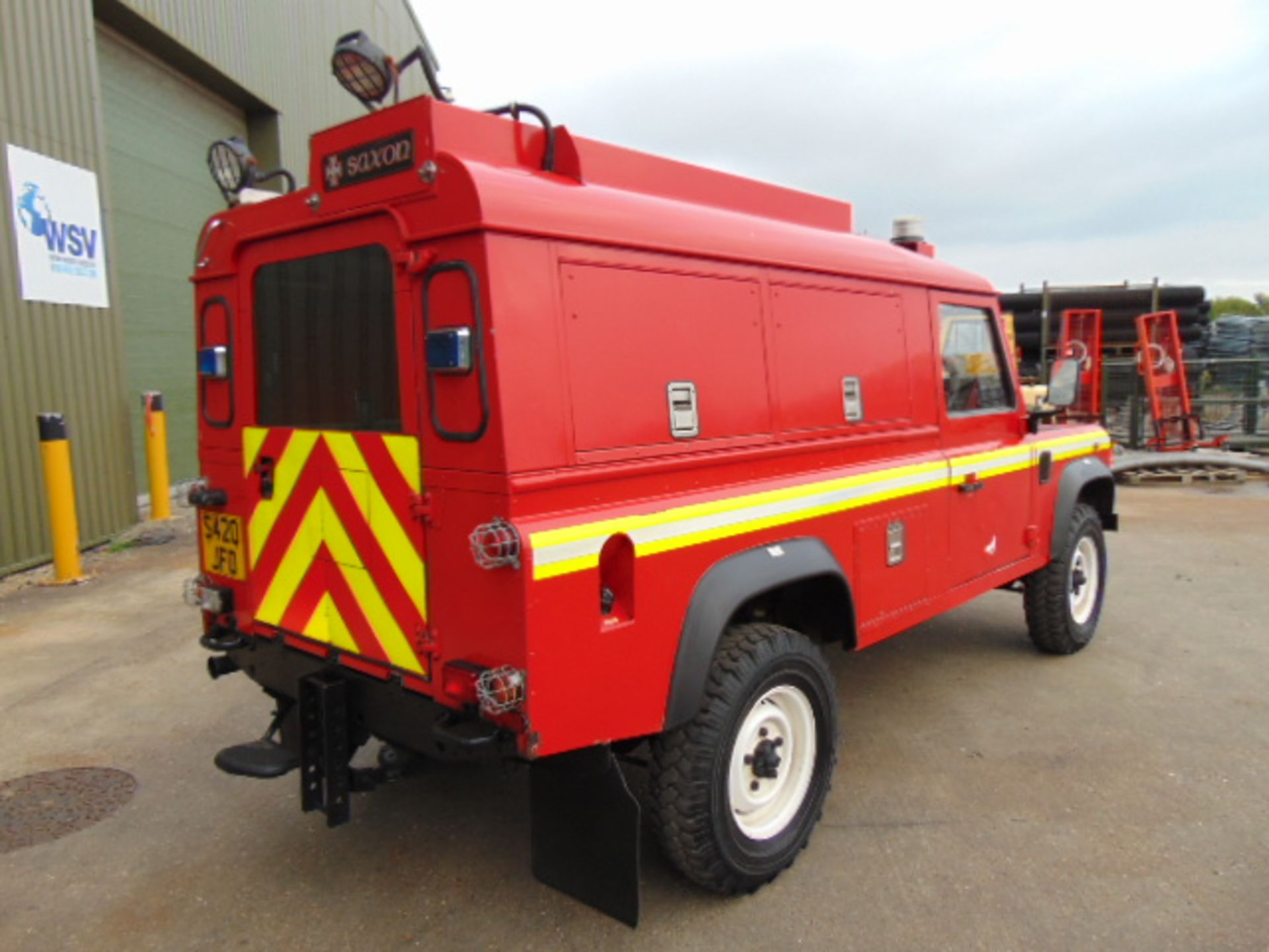 1 Owner Land Rover Defender 110 TD5 Saxon Firefighting Vehicle ONLY 34,600 MILES! - Image 7 of 45