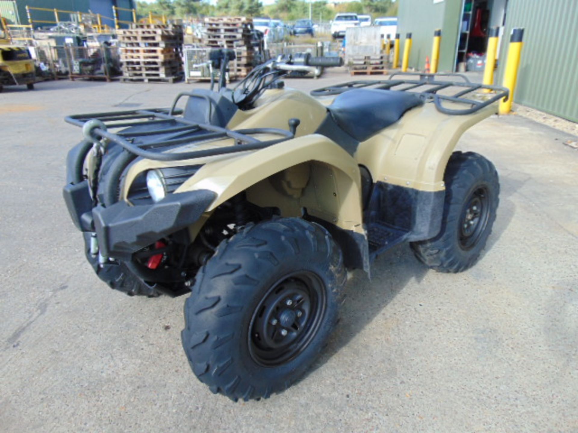 Military Specification Yamaha Grizzly 450 4 x 4 ATV Quad Bike Complete with Winch ONLY 130 HOURS! - Image 3 of 20