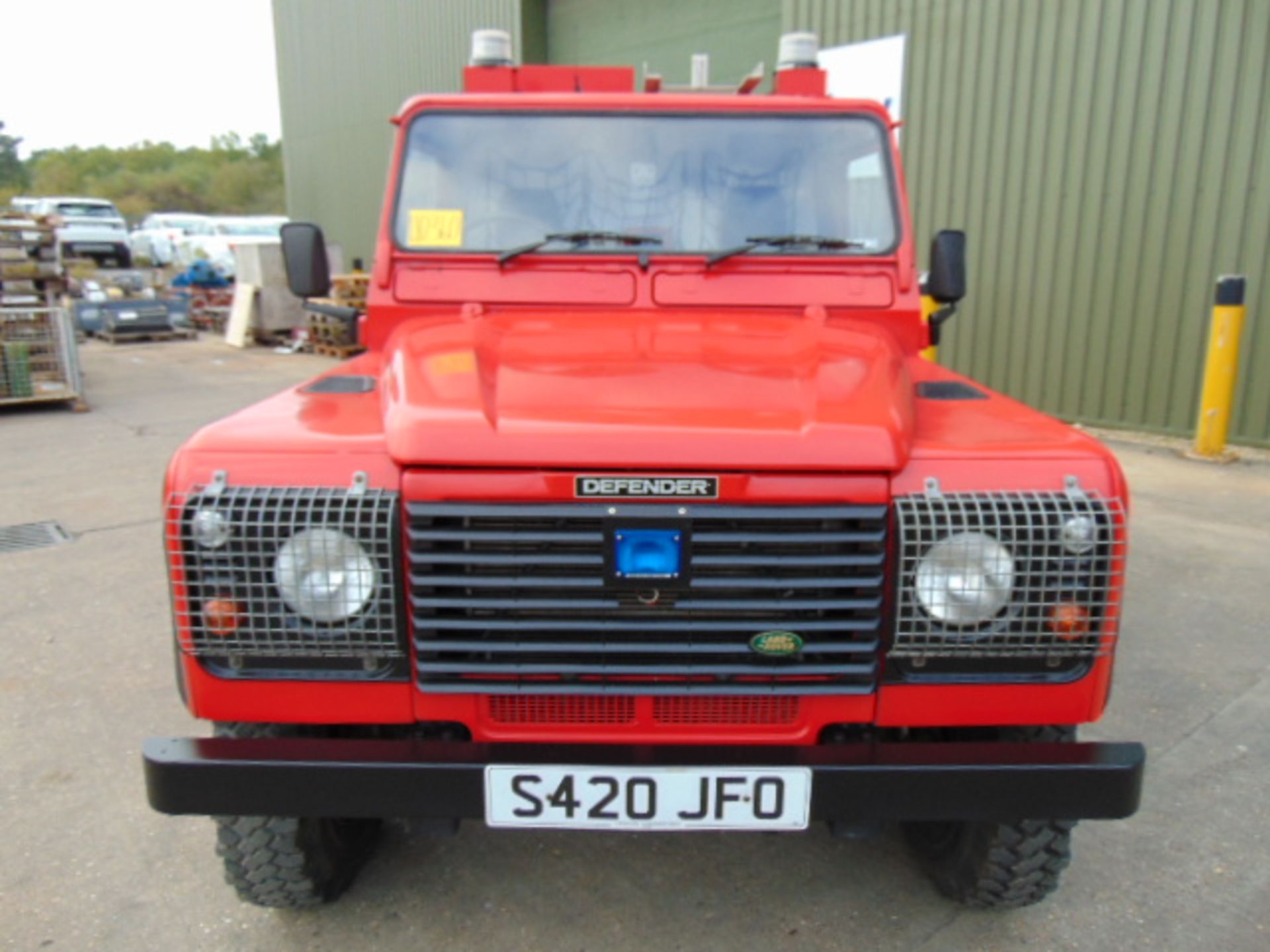 1 Owner Land Rover Defender 110 TD5 Saxon Firefighting Vehicle ONLY 34,600 MILES! - Image 3 of 45