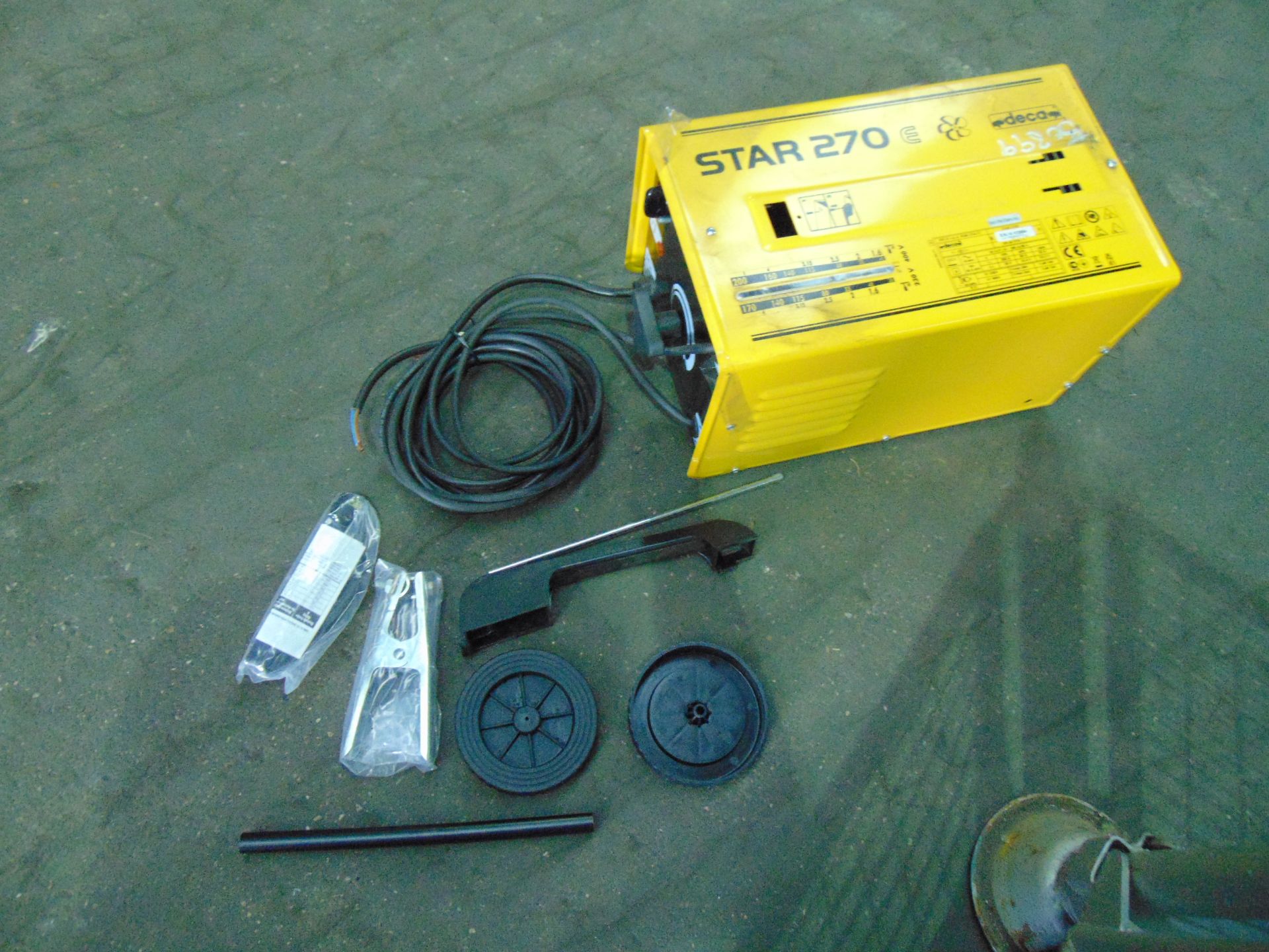 Deca Star 270-E Electric Welder with accessories - Image 3 of 6