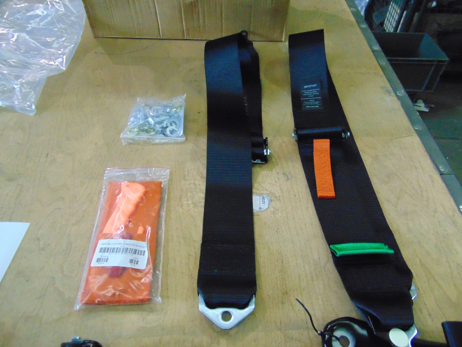 2X FV DRIVER FULL HARNESS SEAT BELT KITS - Image 3 of 7