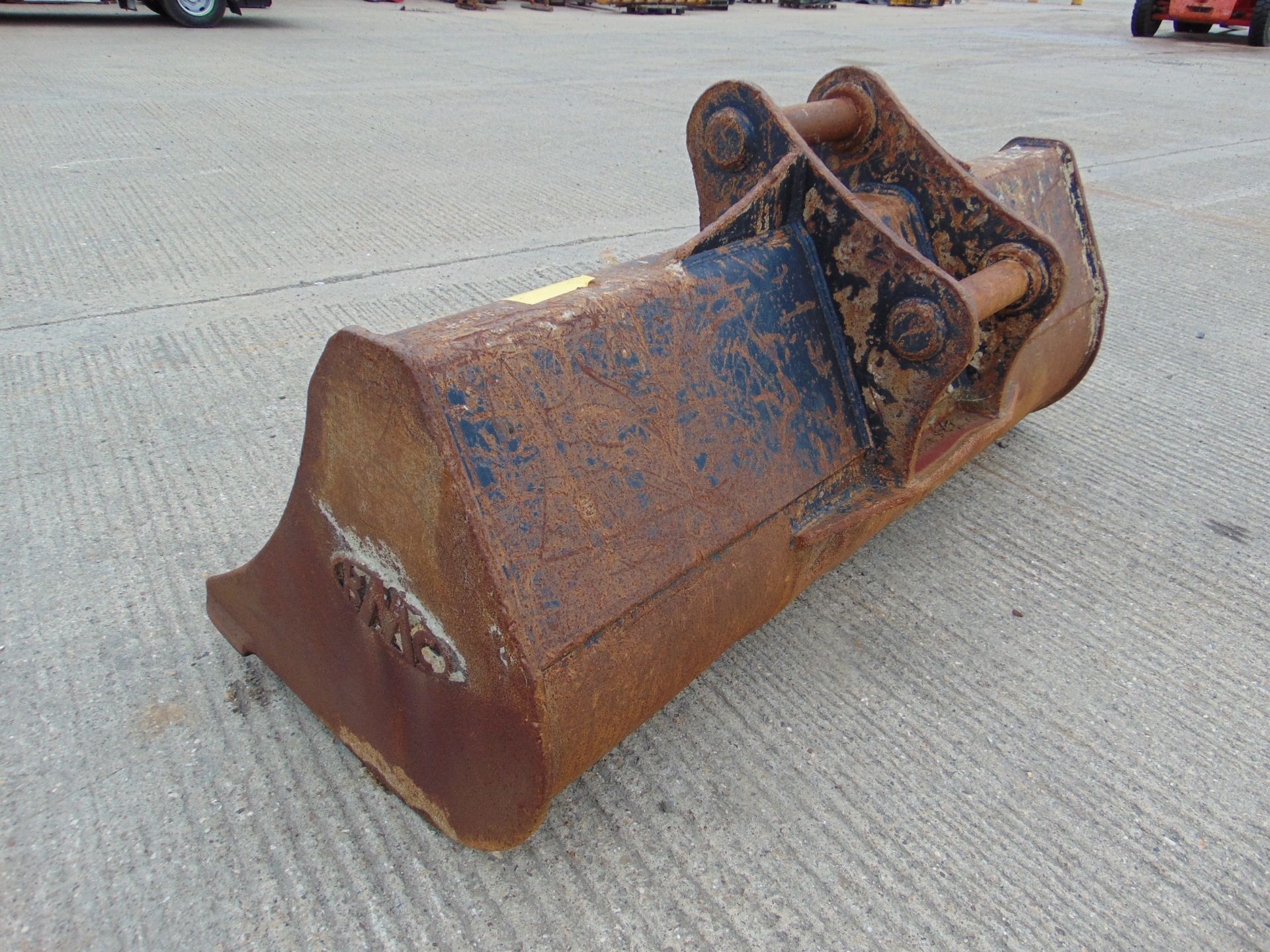 BMC 7ft Excavator Ditching Grading Bucket 80mm Pin - Image 5 of 7