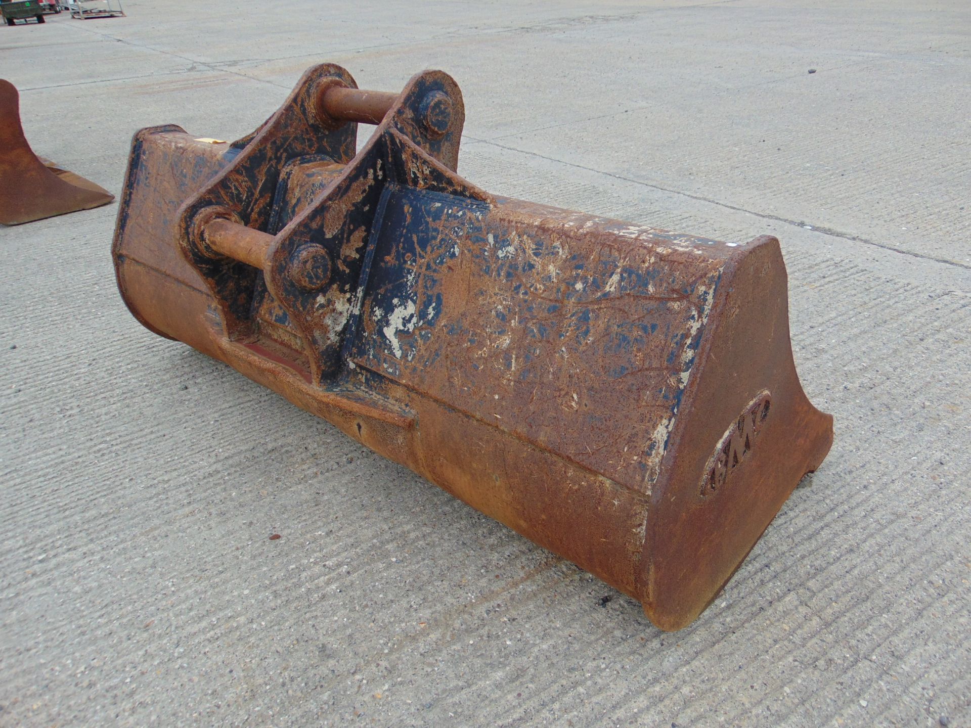 BMC 7ft Excavator Ditching Grading Bucket 80mm Pin - Image 4 of 7