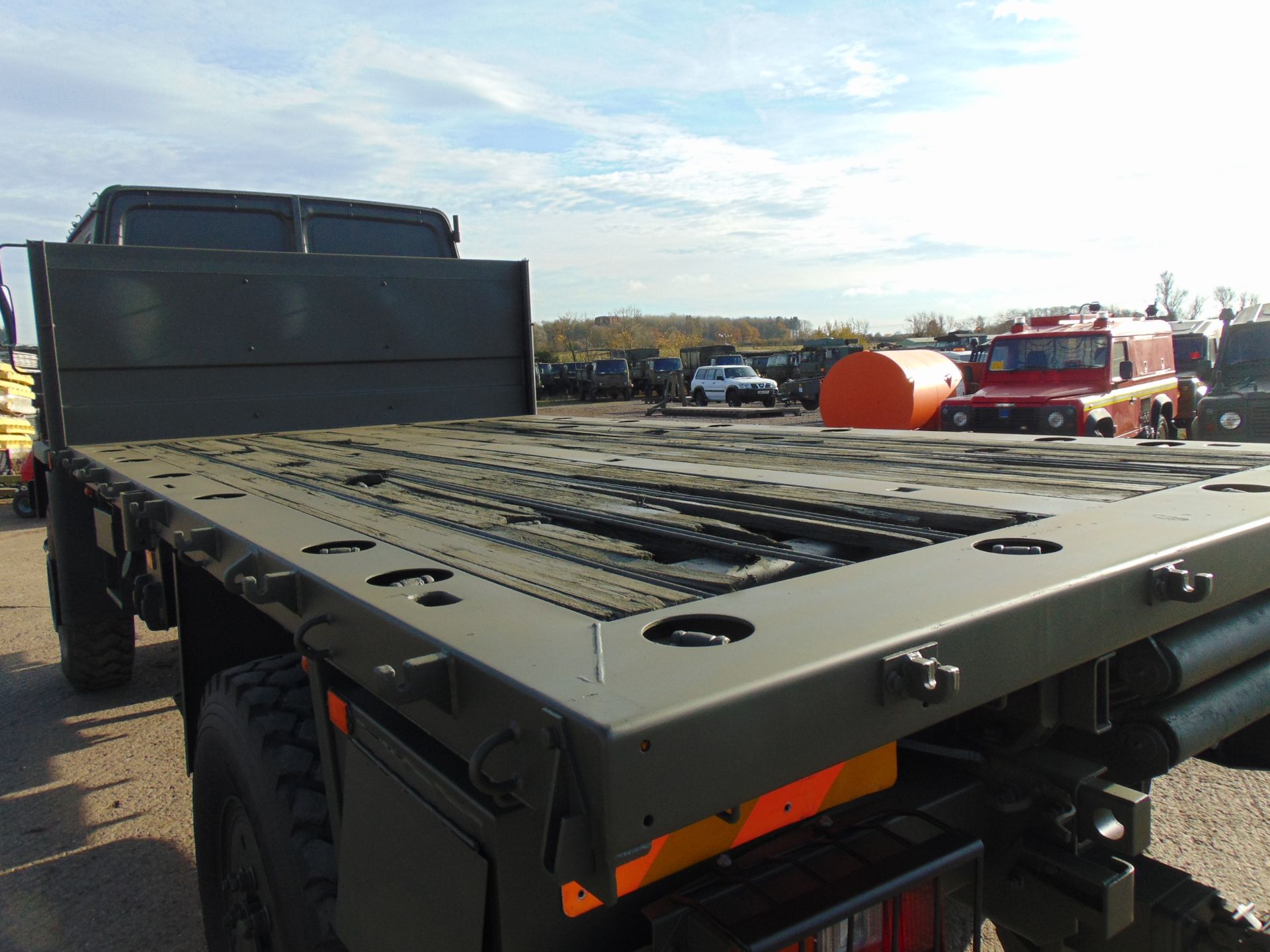 Leyland Daf 45/150 4 x 4 fitted with Hydraulic Winch ( operates Front and Rear ) - Image 9 of 26