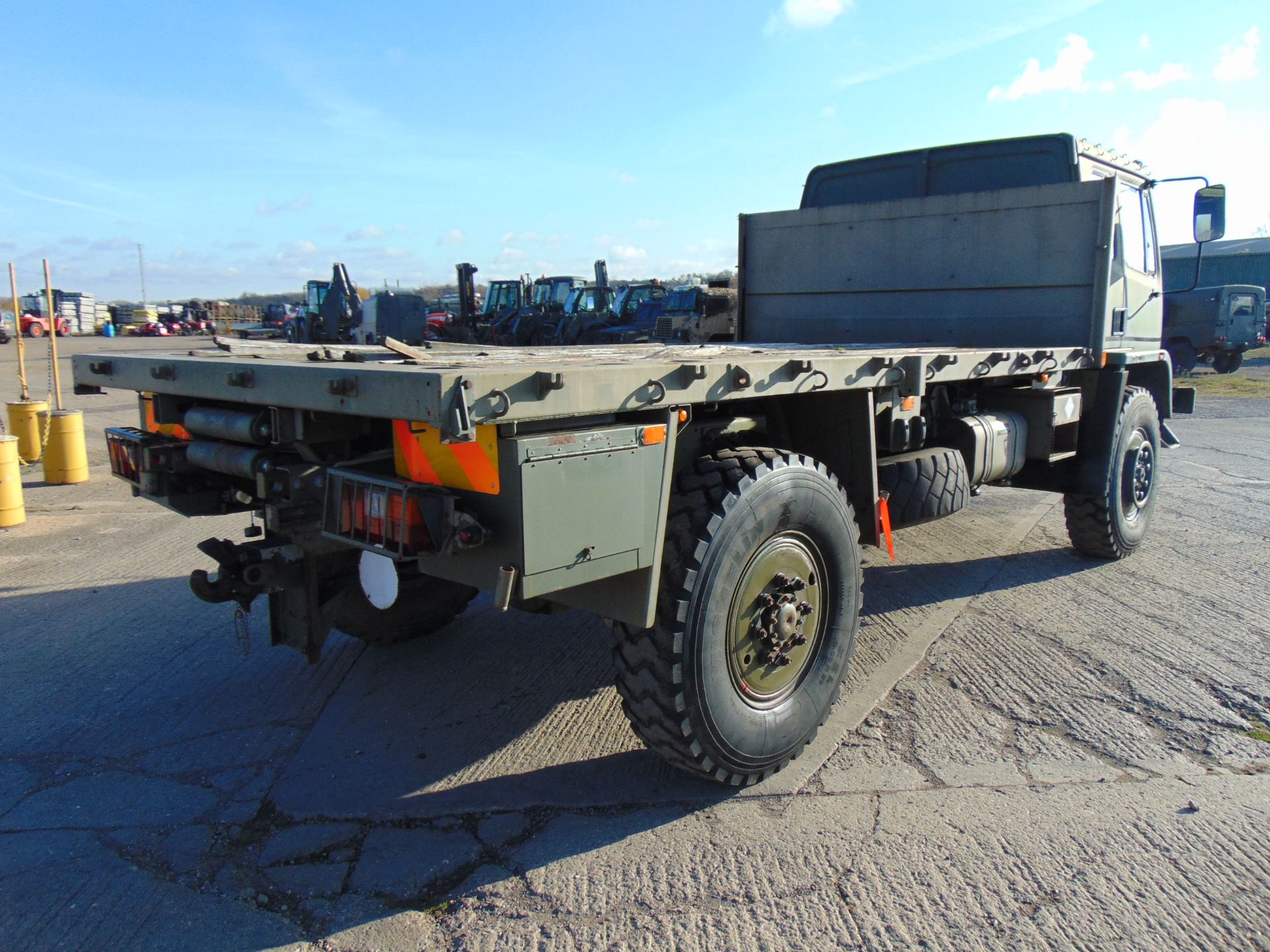 Leyland Daf 45/150 4 x 4 fitted with Hydraulic Winch ( operates Front and Rear ) - Image 6 of 25