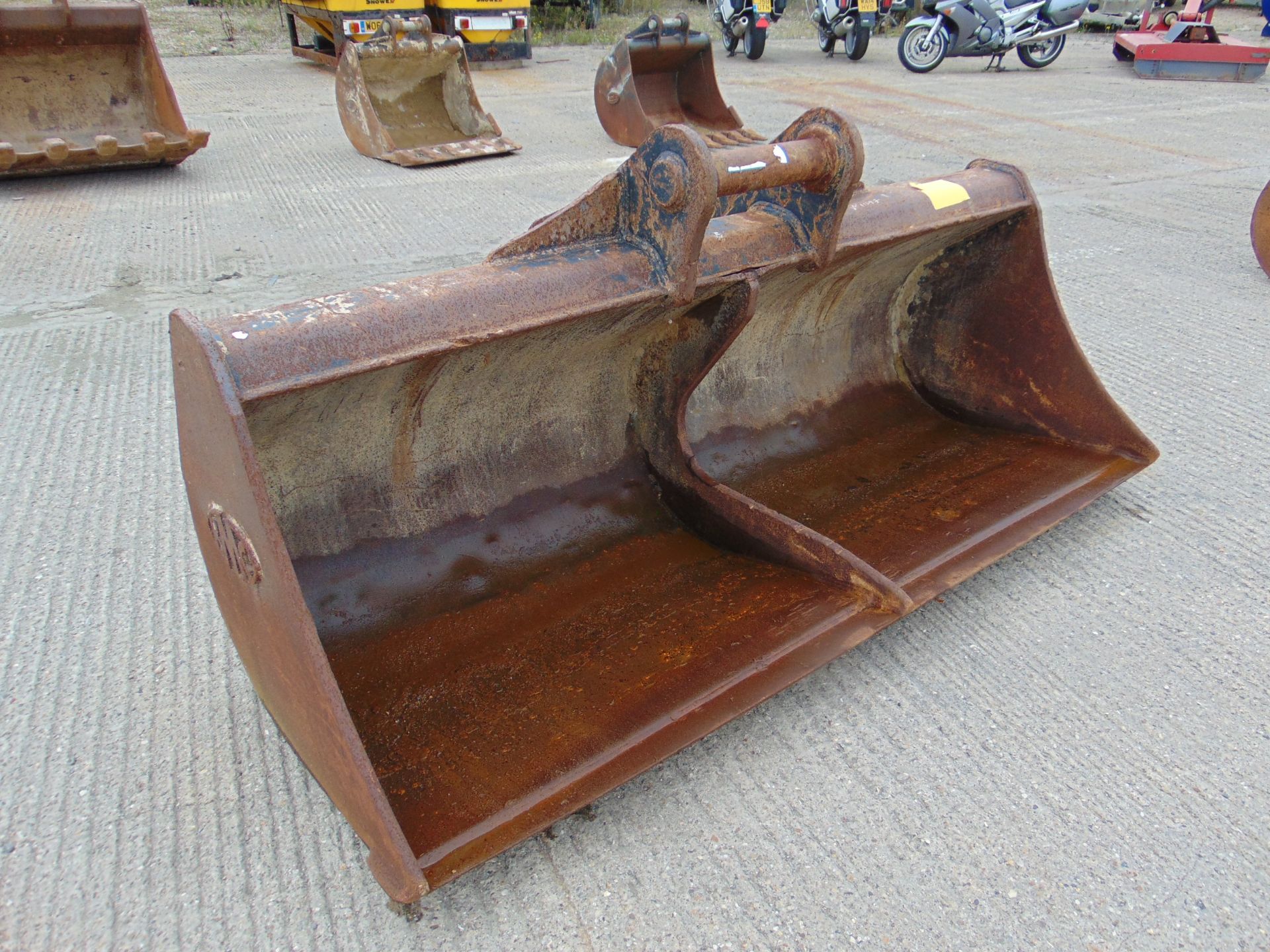 BMC 7ft Excavator Ditching Grading Bucket 80mm Pin