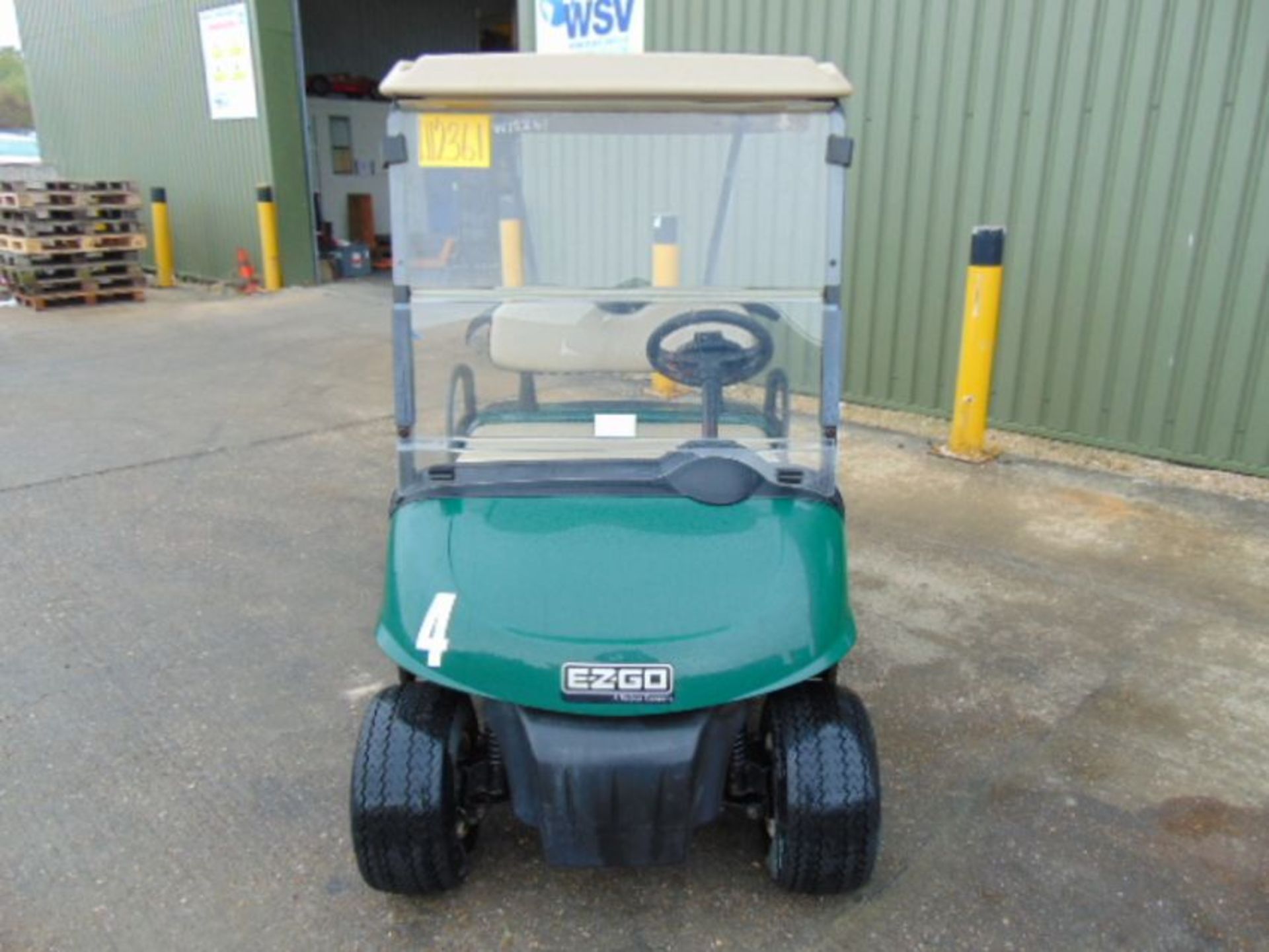 E-Z-GO 2 Seat Electric Golf Buggy - Image 2 of 13