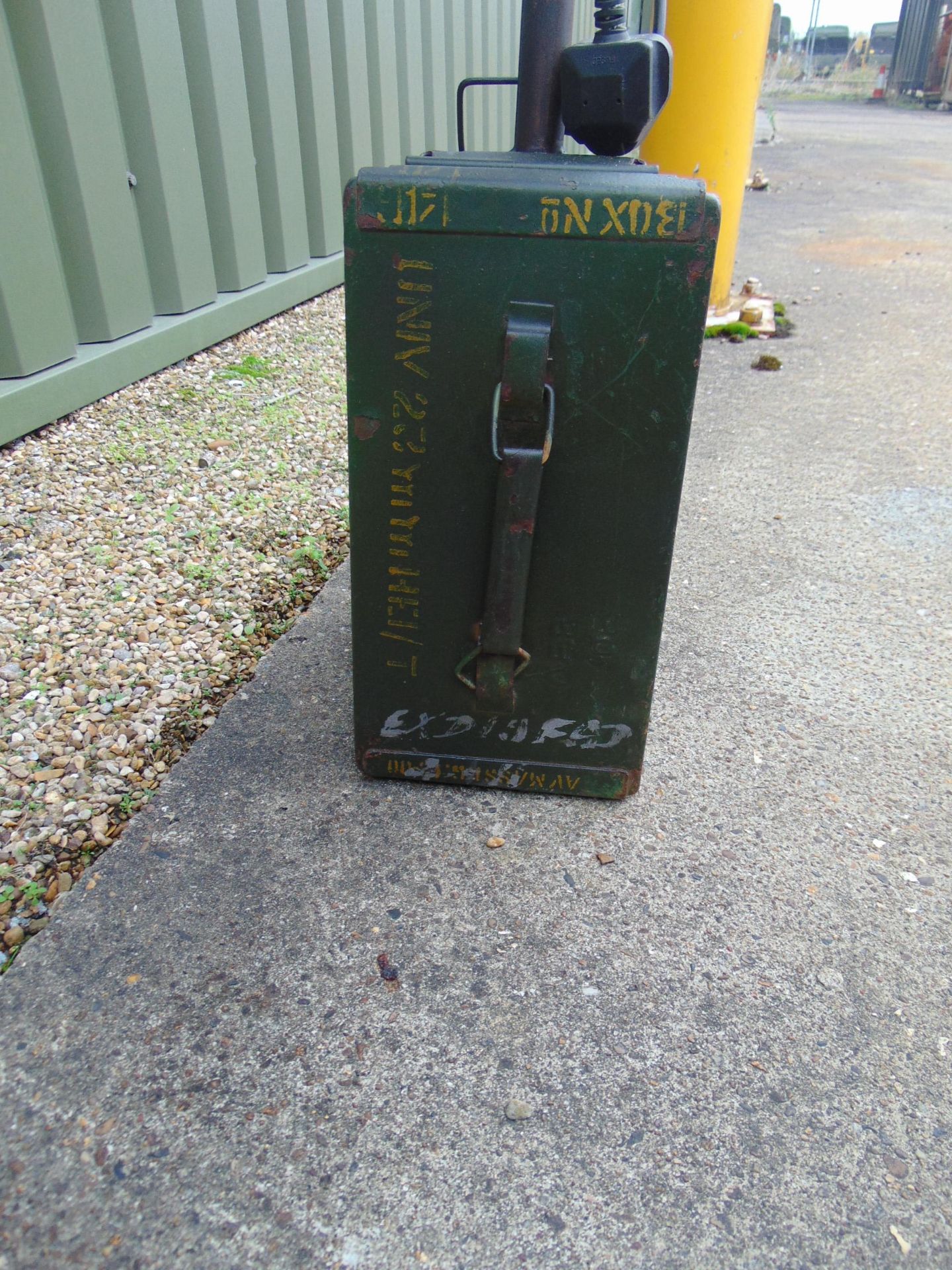 VERY UNUSUAL TABLE/SIDE LAMP MADE FROM ORIGINAL STEEL HELMET AND 50CAL AMMO BOX - Image 4 of 6