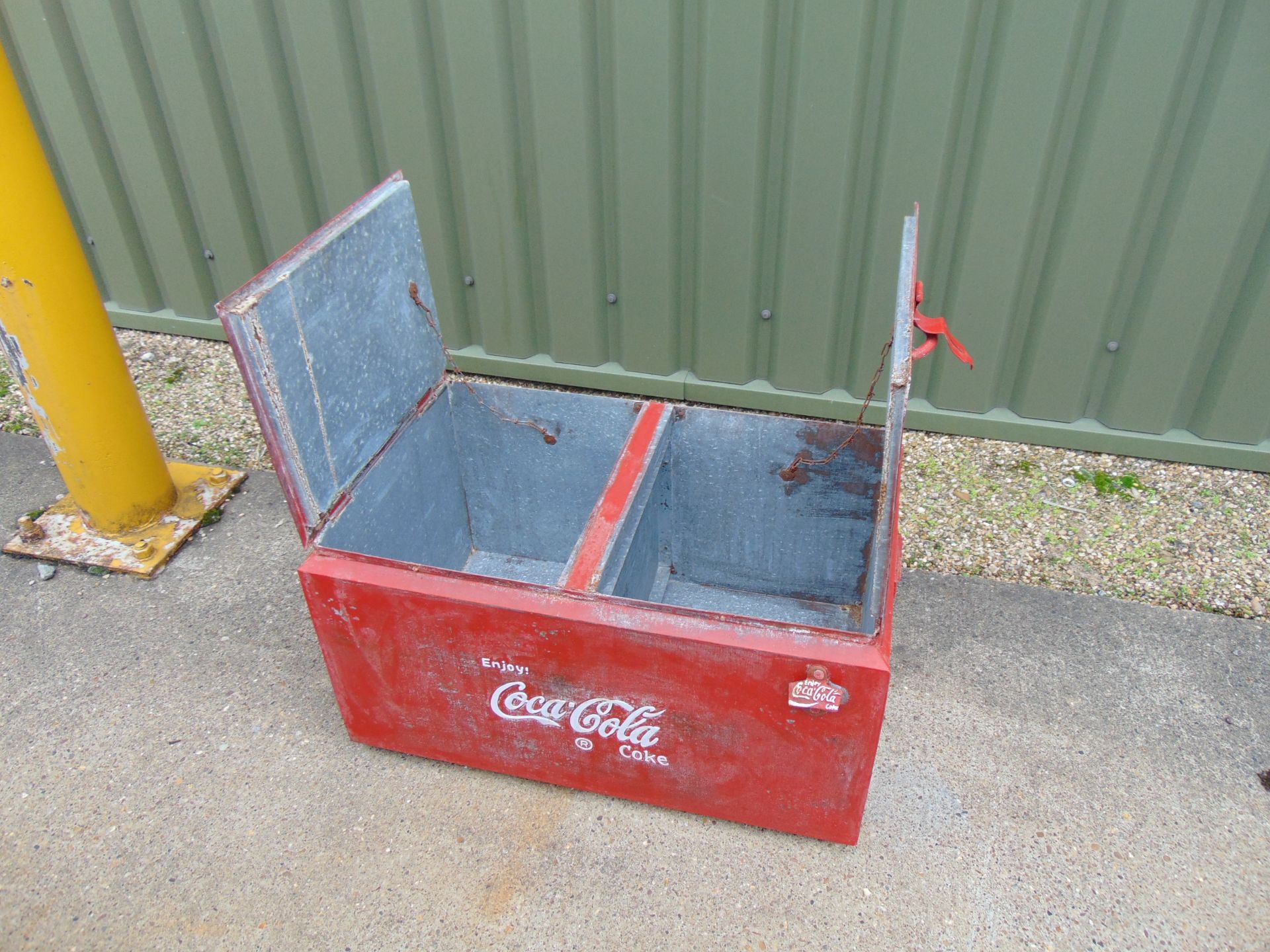 VINTAGE GALVANISED COCA-COLA COOL BOX - Image 2 of 5