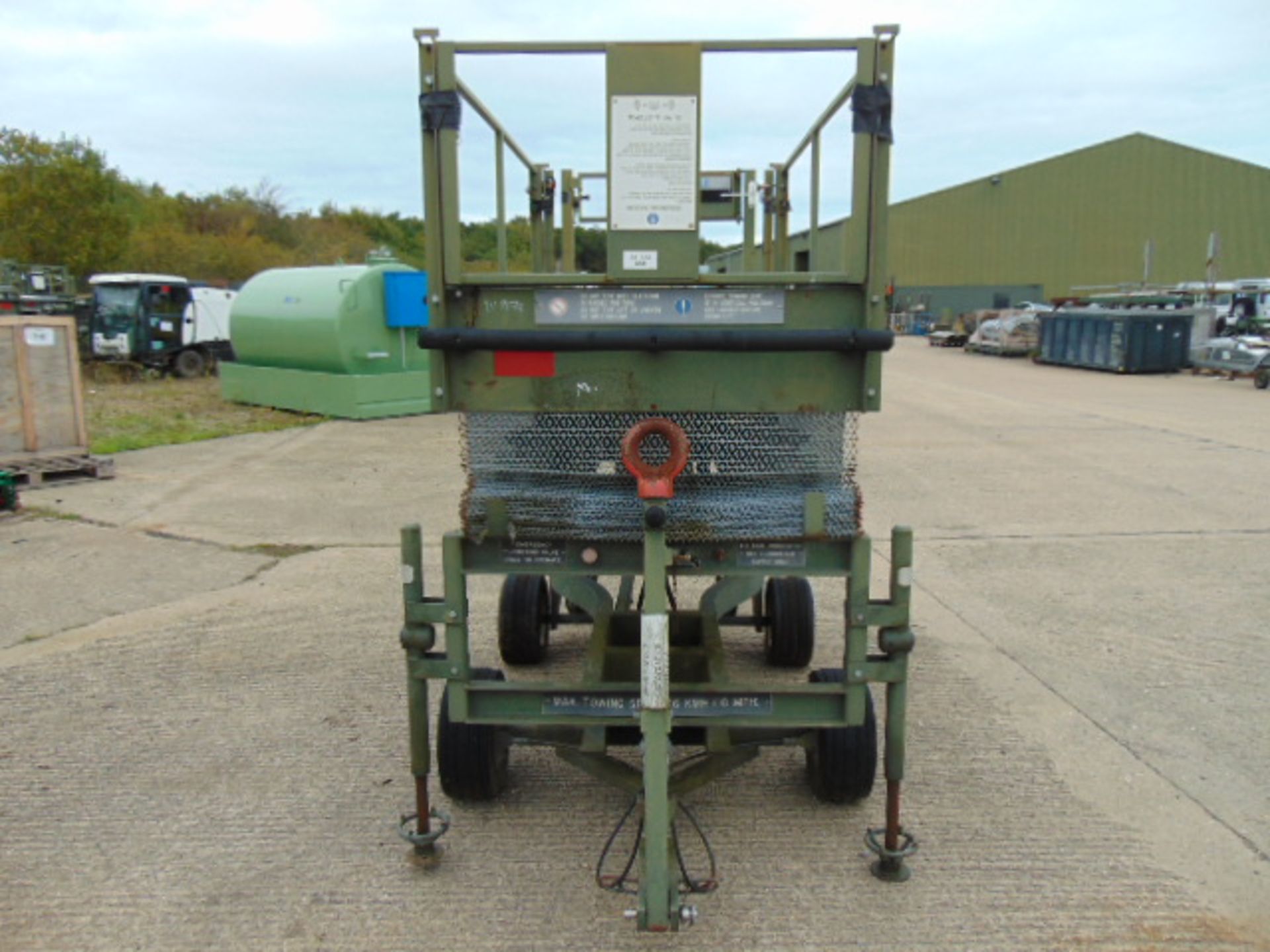 UK Lift Aircraft Hydraulic Access Platform from RAF as Shown - Image 2 of 11