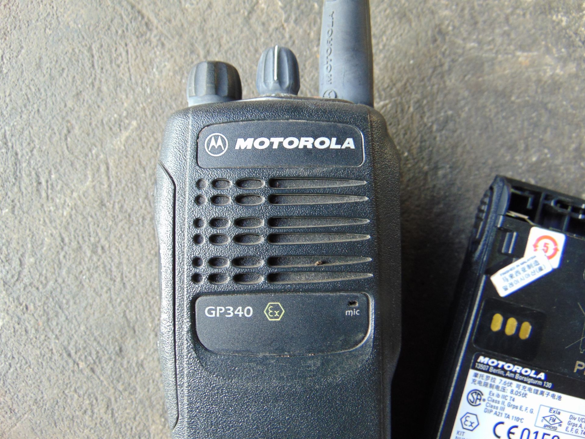 Motorola GP340 Two Way Radio C/W Spare Battery - Image 2 of 4