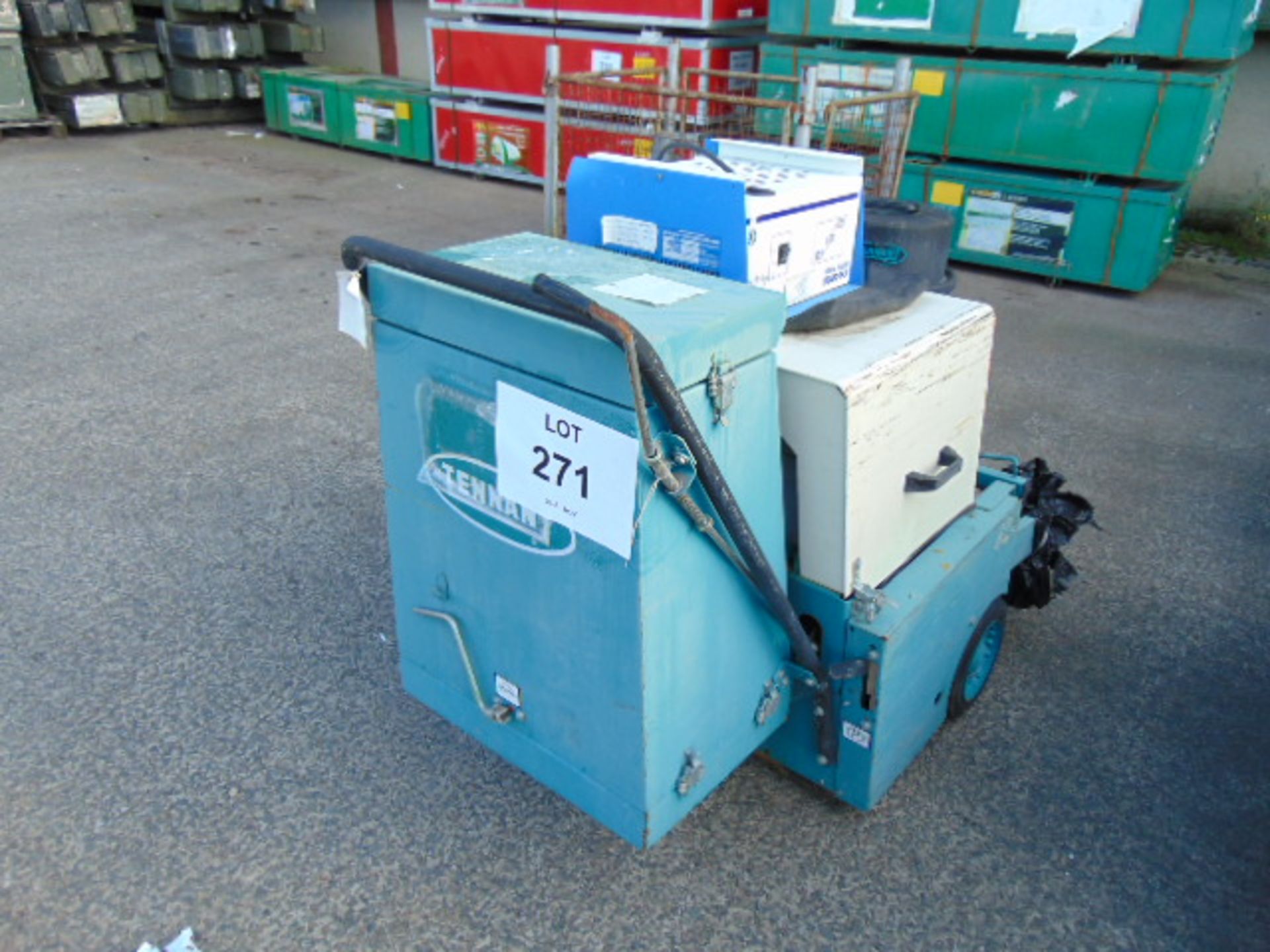 Tennant 42E Sweeper c/w charger vacuum etc - Image 4 of 7