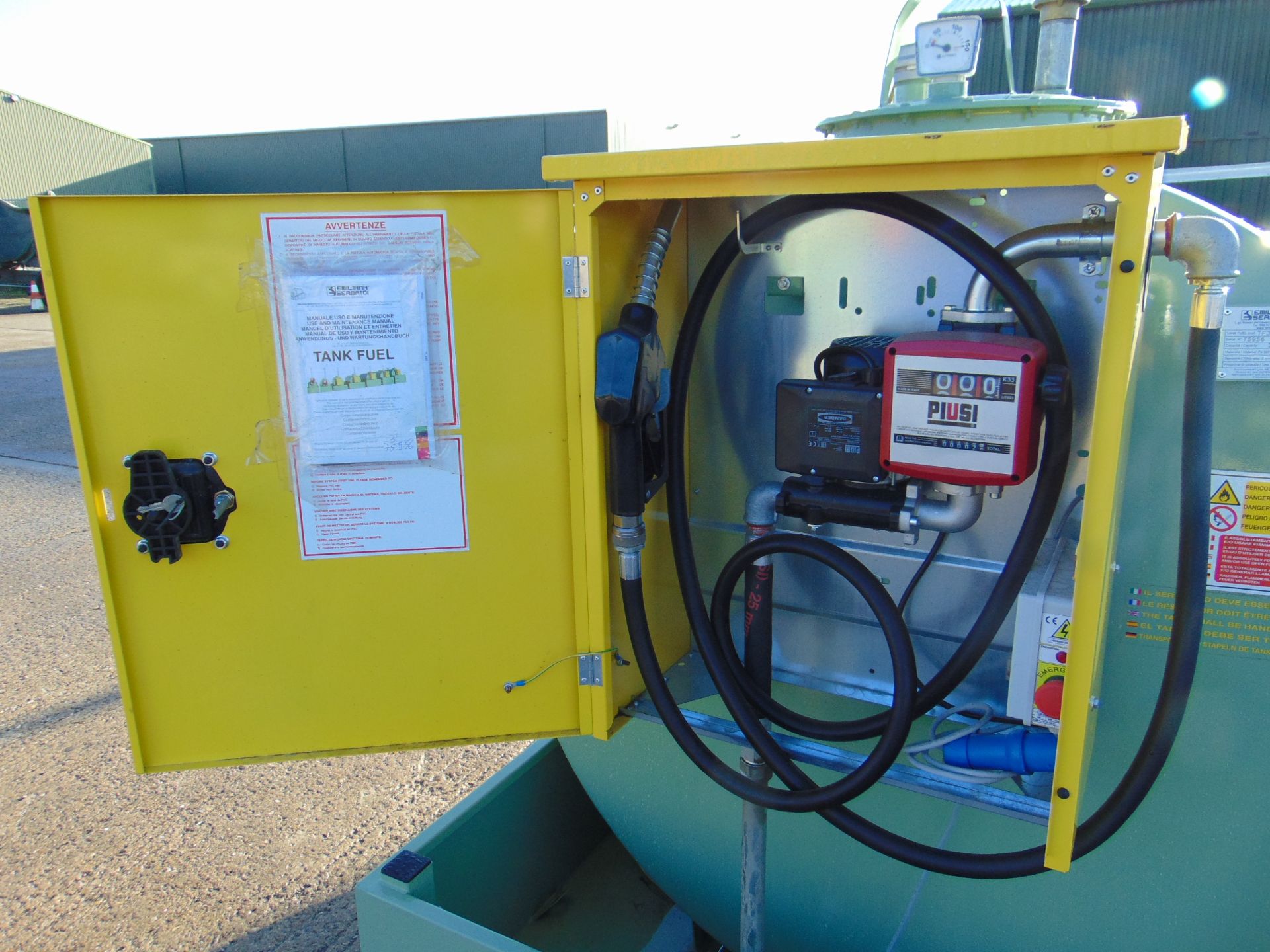 2020 Unused Emiliani Serbatoi 3172 litre bunded Static Fuel installation c/w 230 Volt Pump meter Etc - Image 7 of 14