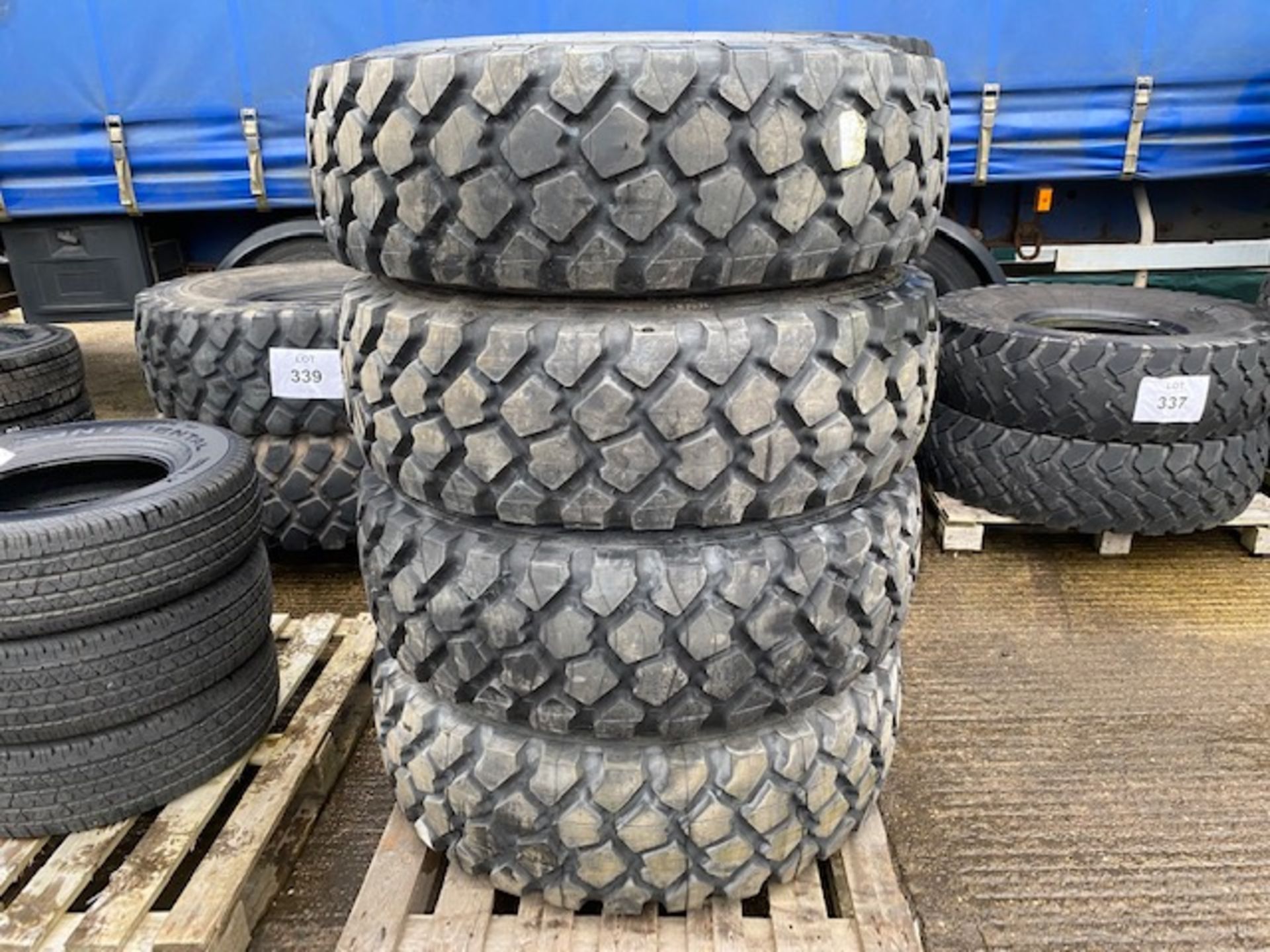 Unused Michelin XZL 365/85R20 tyres on rims - Image 9 of 9