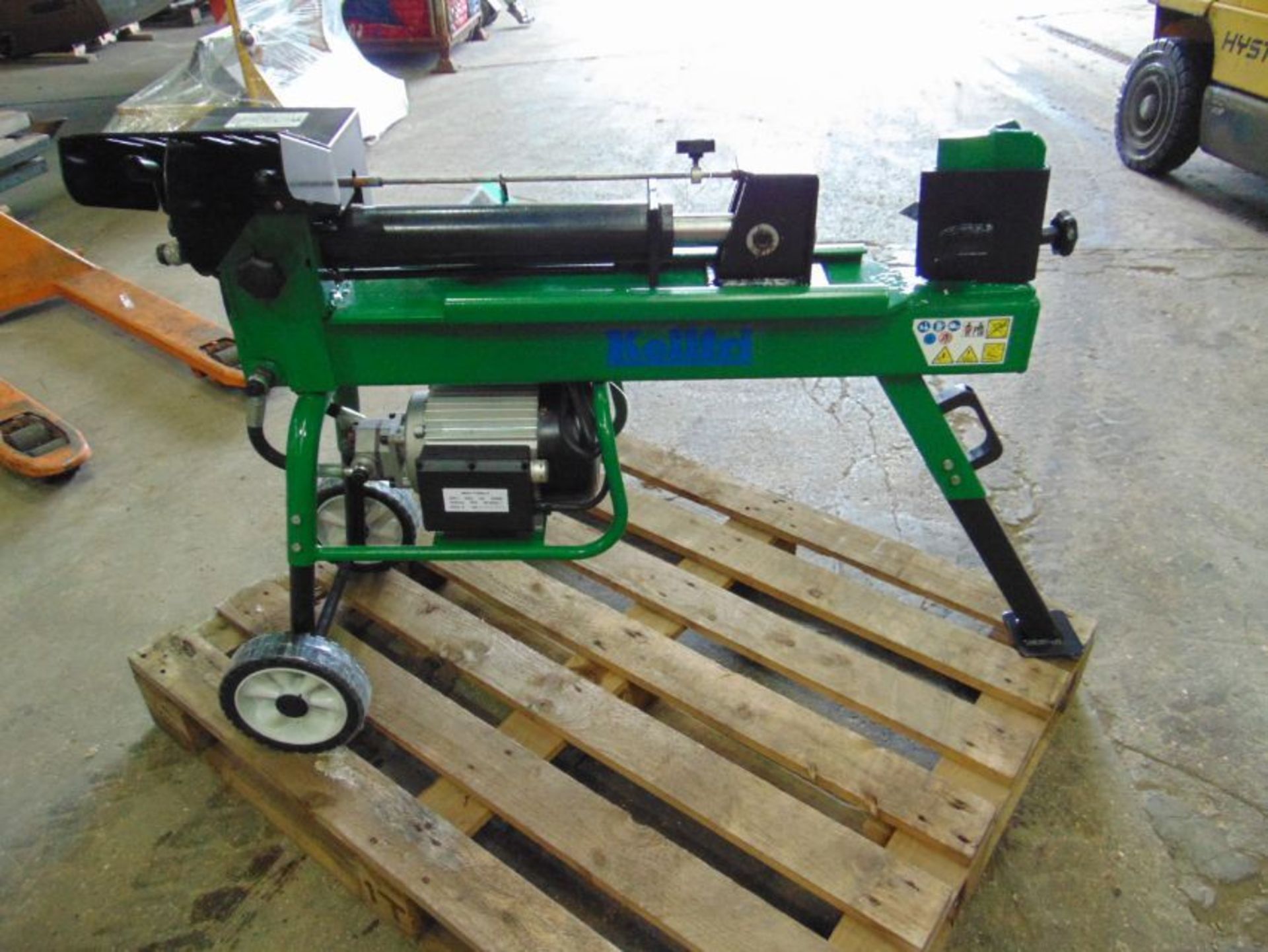 ** BRAND NEW ** Kellfri CW8T520 Electric Hydraulic Log Splitter - Image 4 of 10