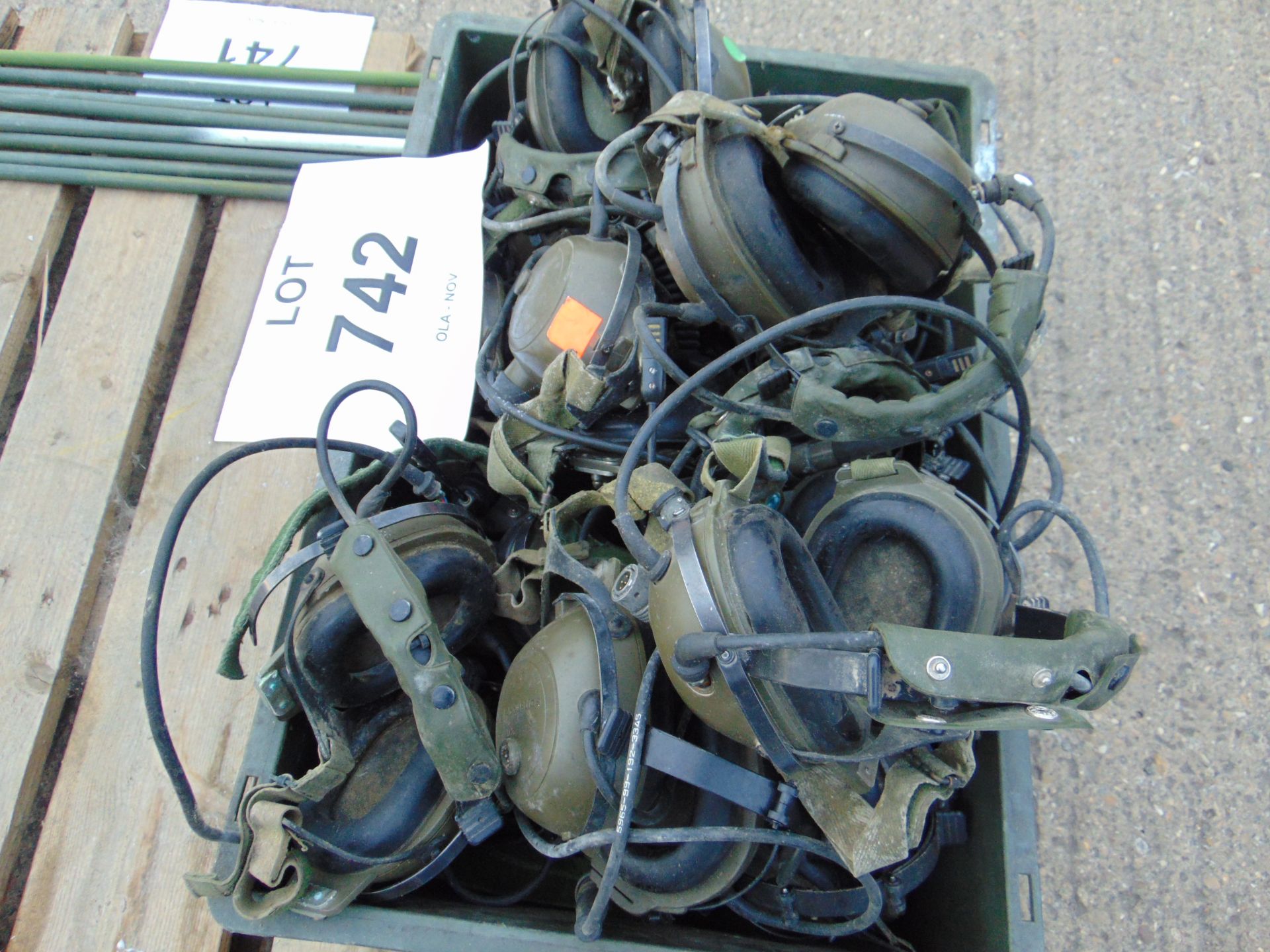 20 x Crew type Headsets as shown - Image 2 of 2