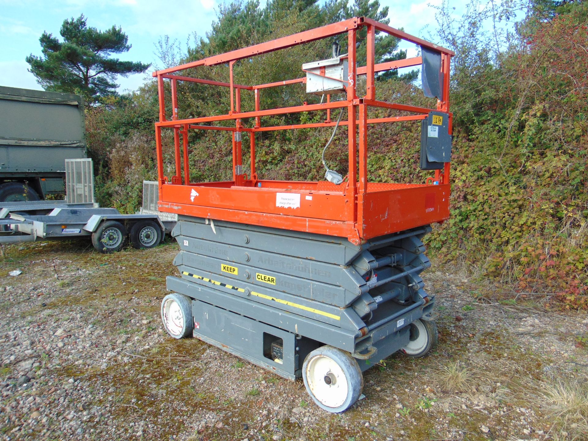 SkyJack SJ4632 Electric Scissor Lift ONLY 354 HOURS! - Image 8 of 17