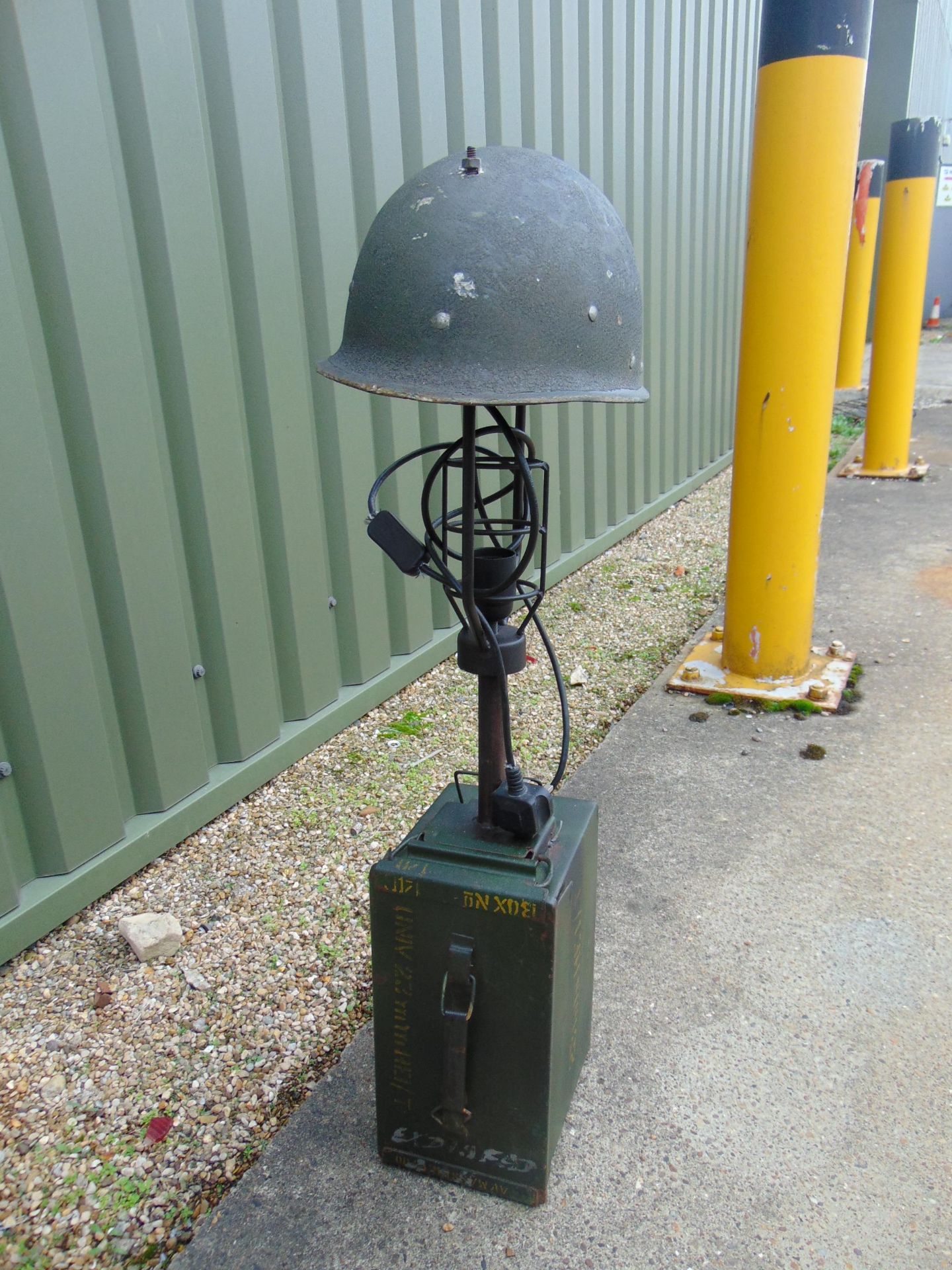 VERY UNUSUAL TABLE/SIDE LAMP MADE FROM ORIGINAL STEEL HELMET AND 50CAL AMMO BOX - Image 5 of 6