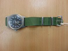 V. RARE 0552 CWC ROYAL MARINES ISSUE SERVICE WATCH - NATO MARKS DATED 1990 (GULF WAR)