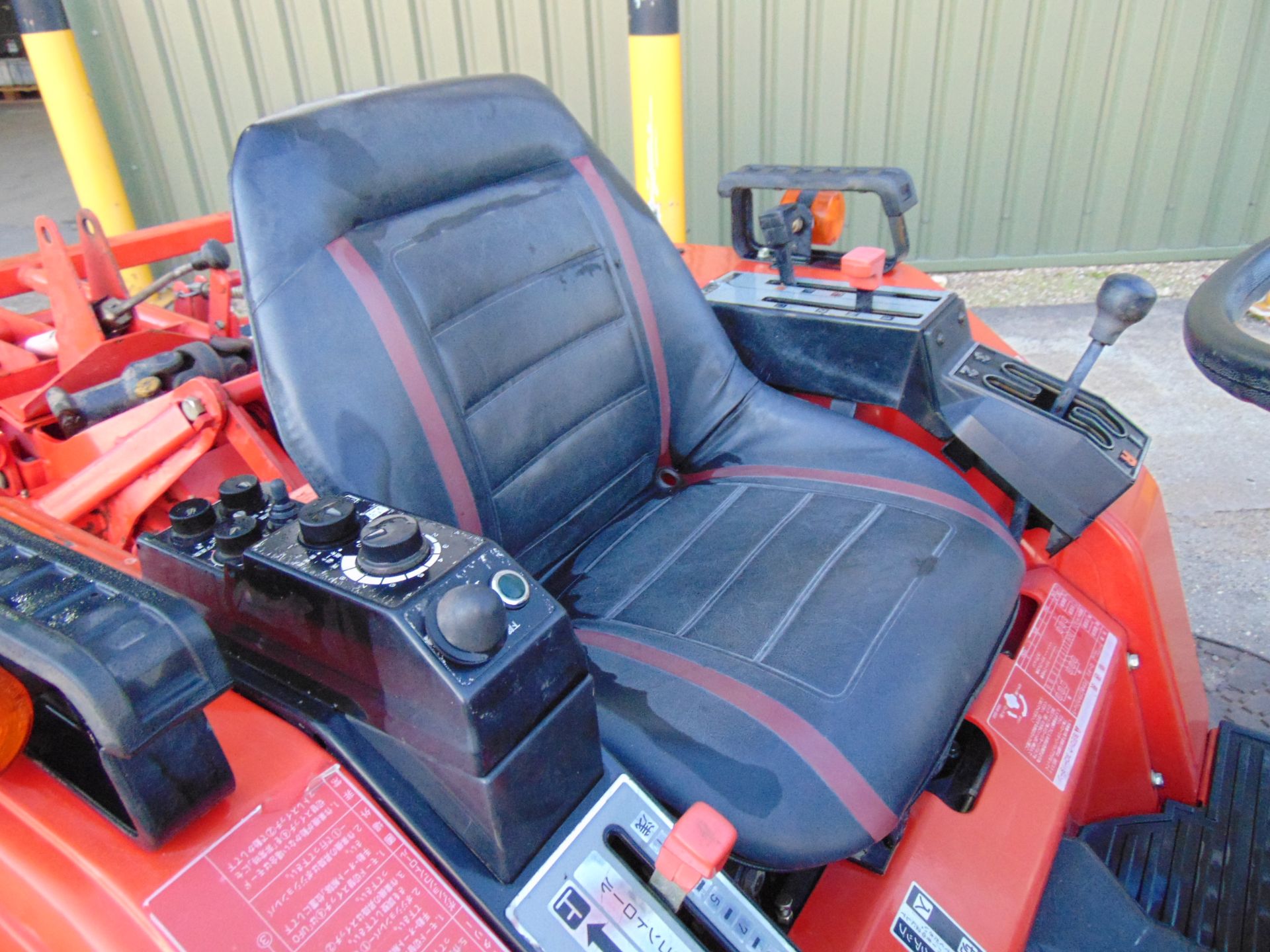 Yanmar F155 4WD Compact Tractor c/w Rotovator ONLY 601 HOURS! - Image 11 of 24