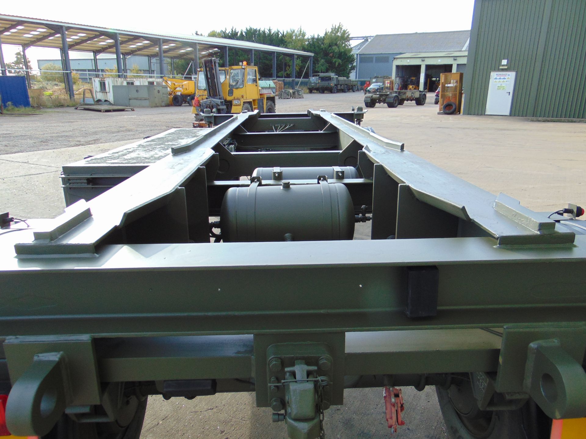 King DB20 2 axle drawbar skeletal trailer - Image 11 of 25