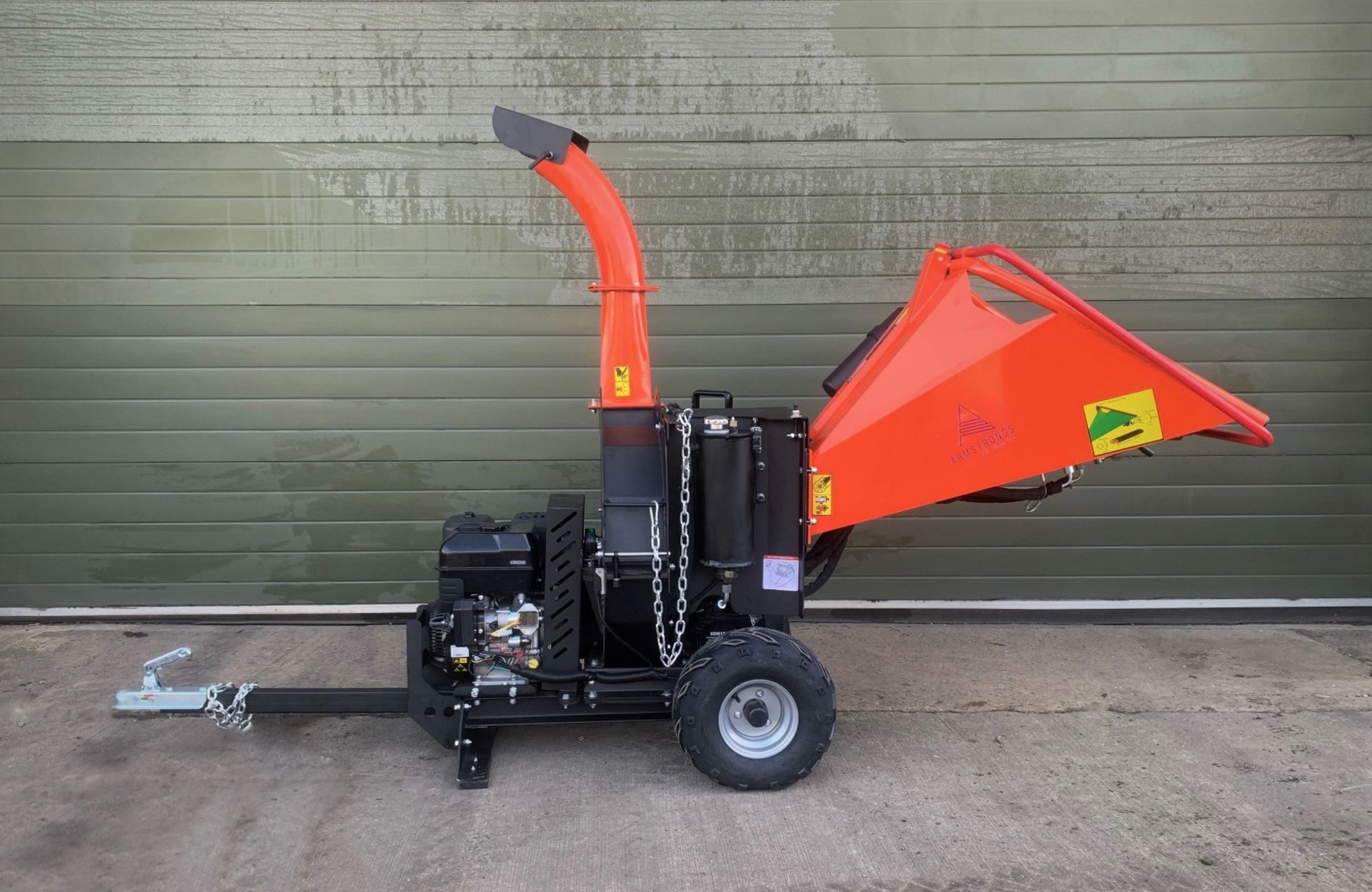 * BRAND NEW * Unused Armstrong DR-GS-15SF Electric start, Petrol Powered Hydraulic feed Wood Chipper - Image 5 of 41