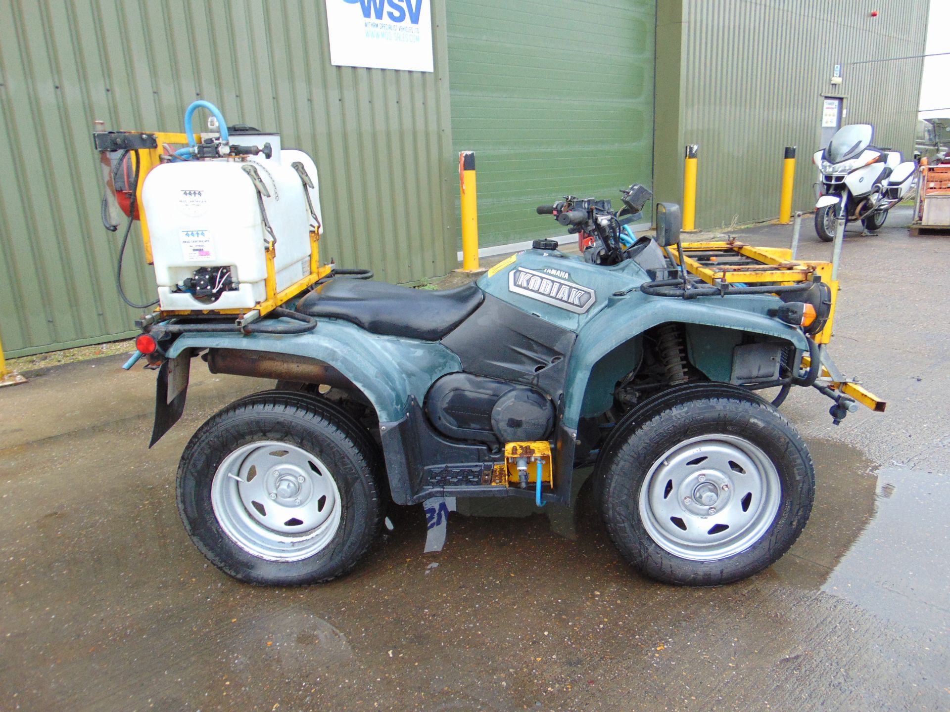 Yamaha Kodiak Quad Bike c/w, Sprayer Unit as shown - Image 6 of 17