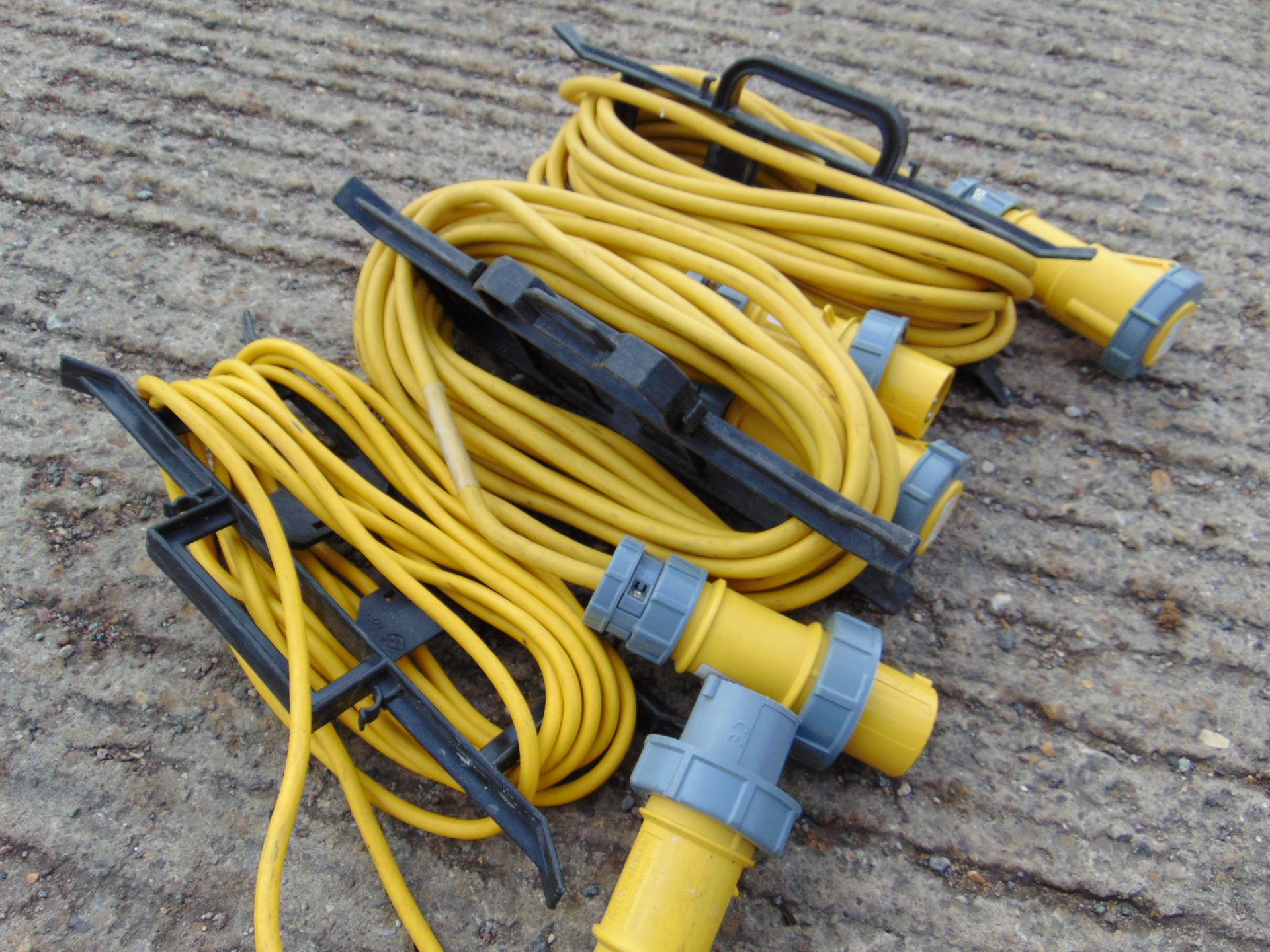 3 x 110V Extension Cable Assys - Image 2 of 4