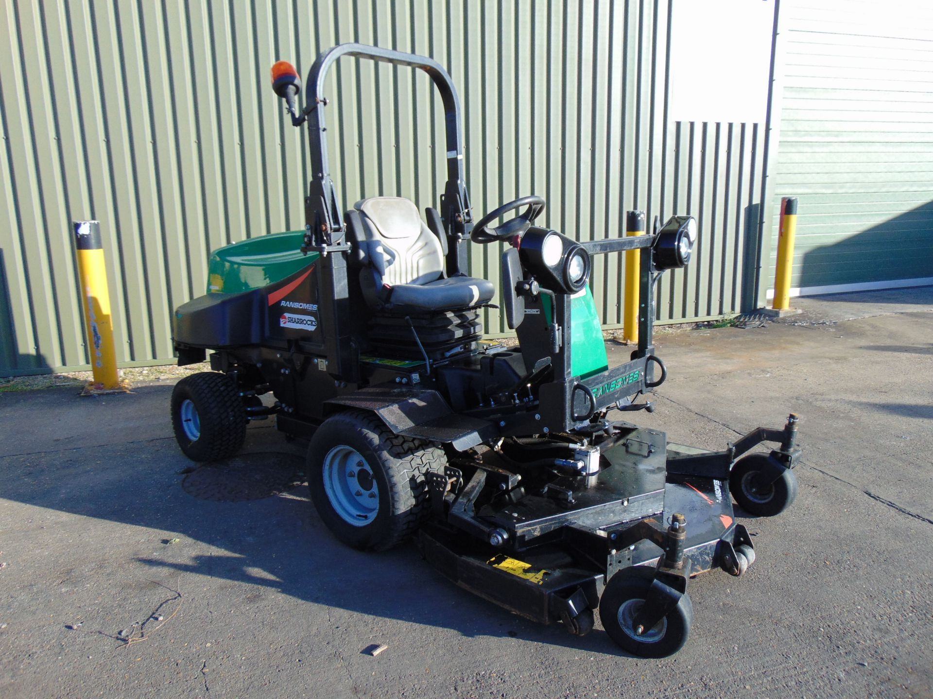 2014 Ransomes 4 x 4 HR3806 Kubota Diesel Upfront Rotary Mower ONLY 3,238 HOURS! - Image 3 of 20