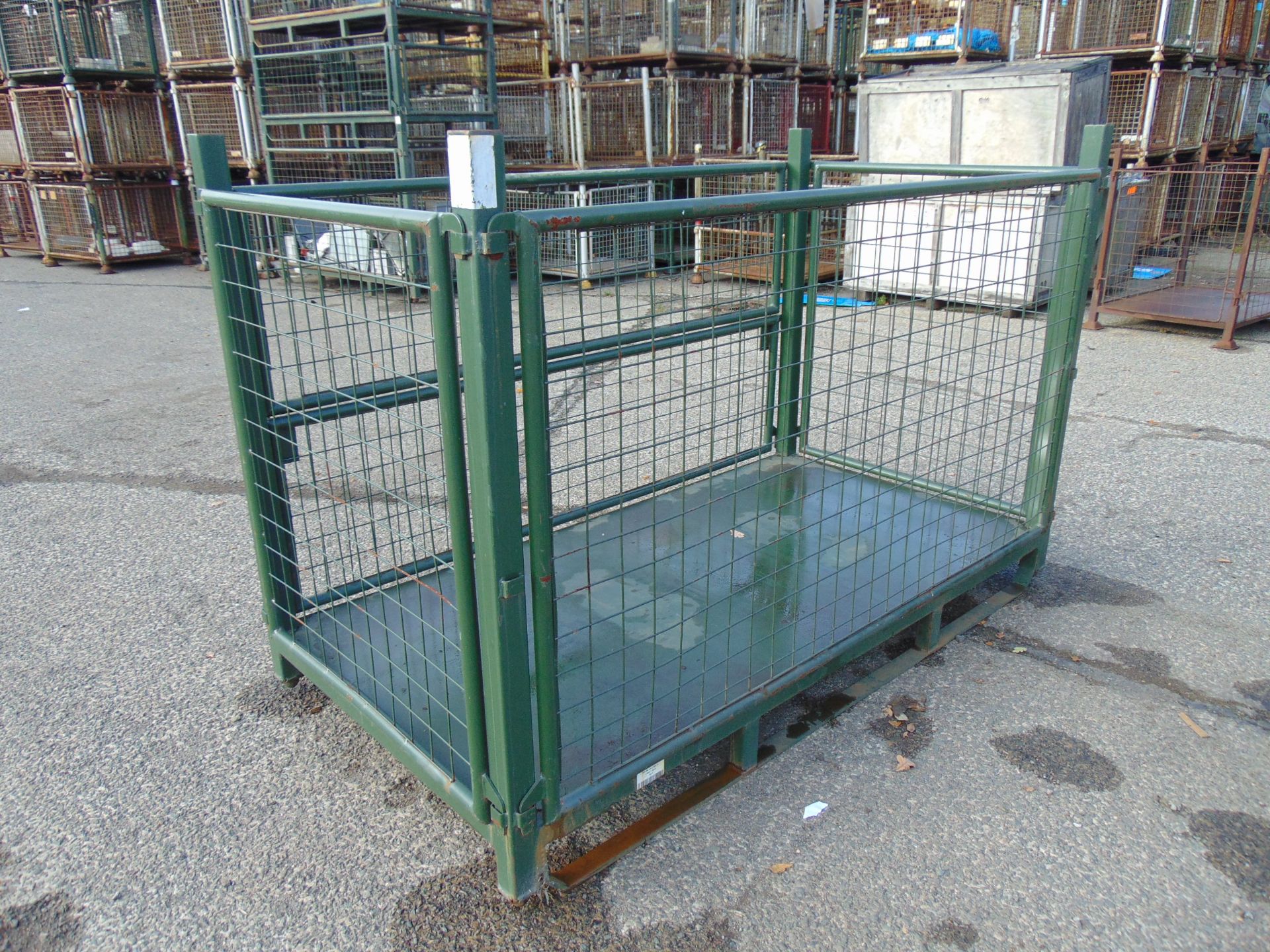 Heavy Duty Metal Stackable Stillage / Post Pallet