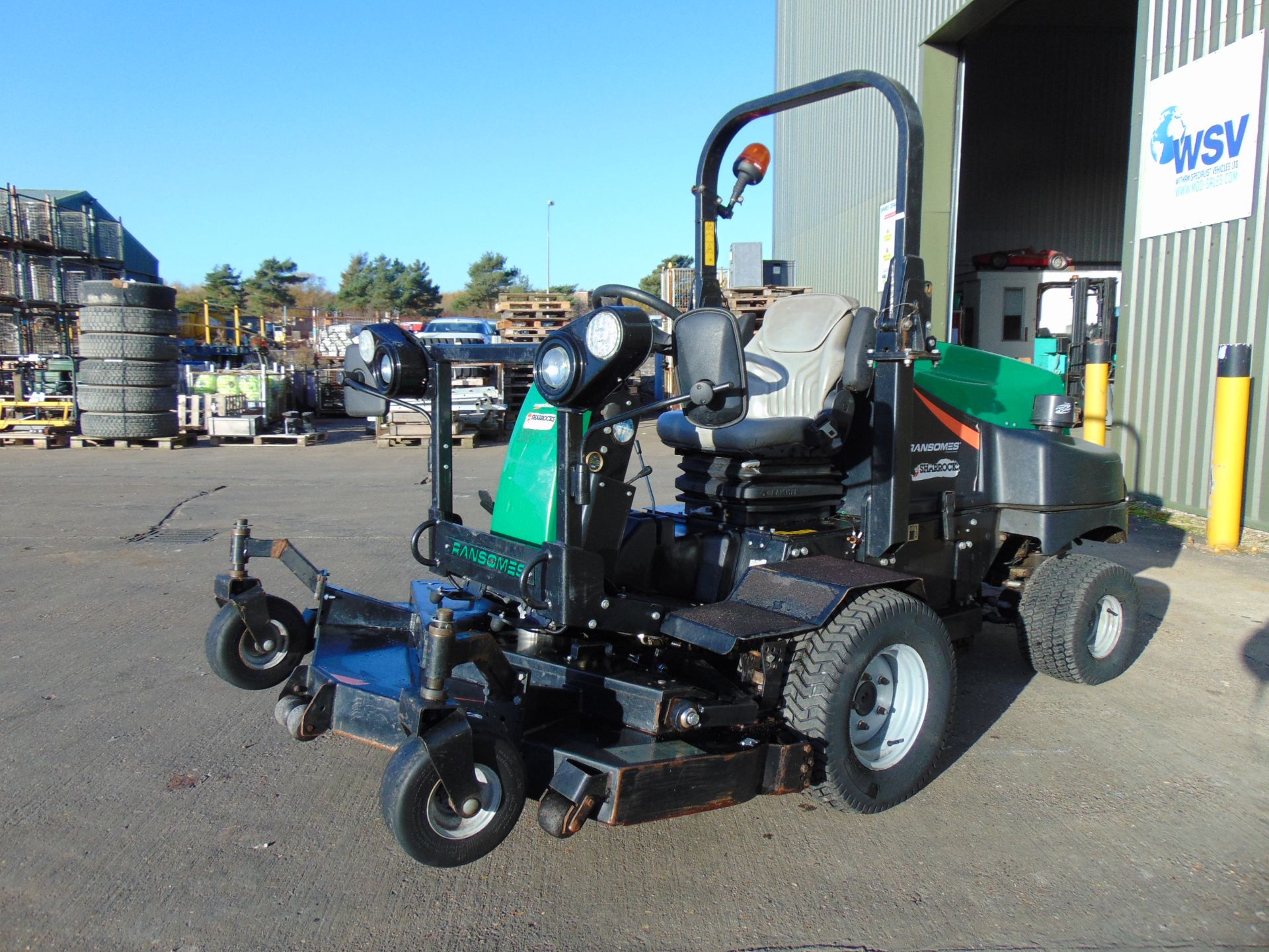 2014 Ransomes 4 x 4 HR3806 Kubota Diesel Upfront Rotary Mower ONLY 3,238 HOURS! - Image 8 of 20