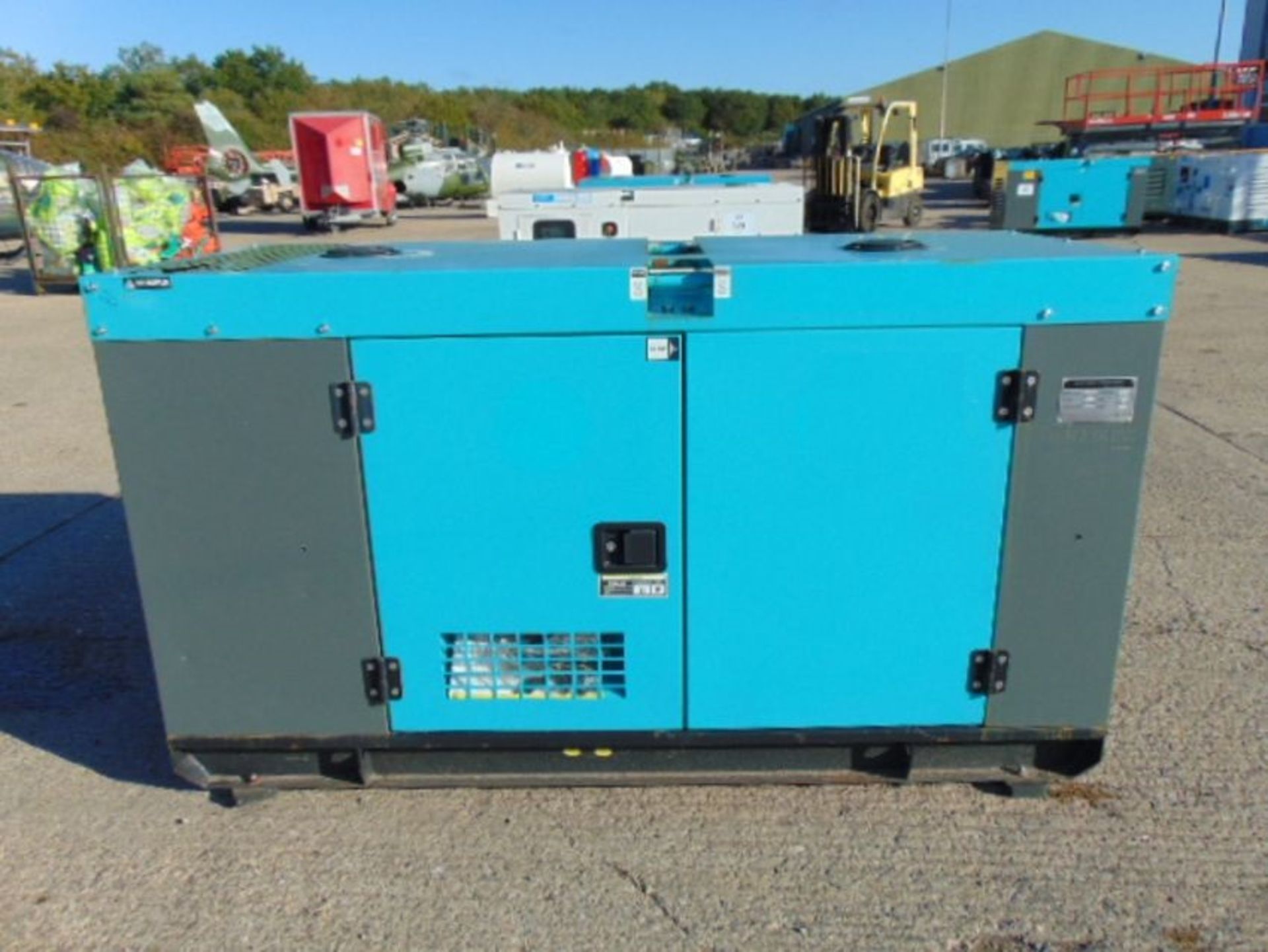 2020 UNISSUED 40 KVA 3 Phase Silent Diesel Generator Set - Image 4 of 18