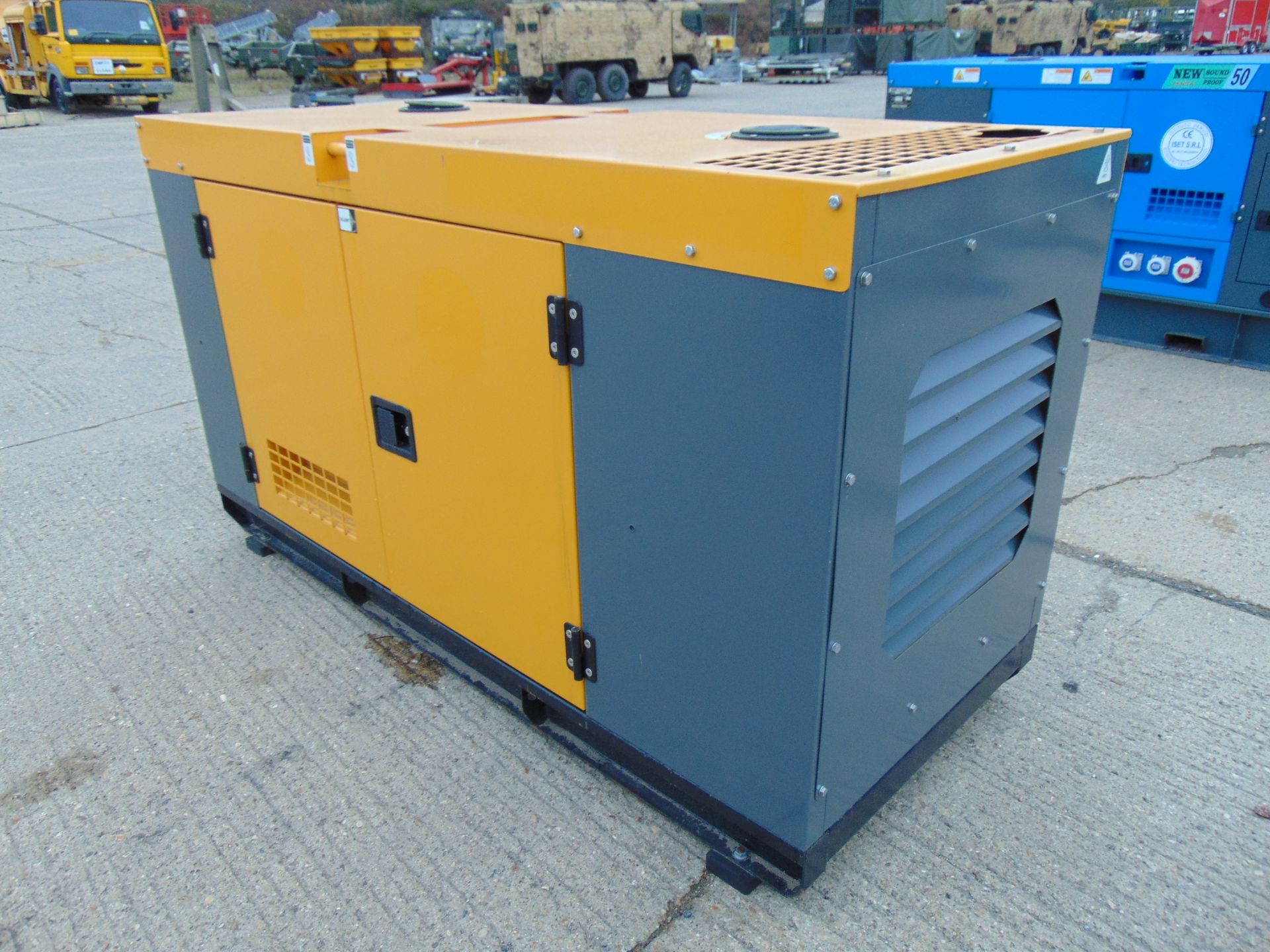 2020 UNISSUED 40 KVA 3 Phase Silent Diesel Generator Set - Image 7 of 18