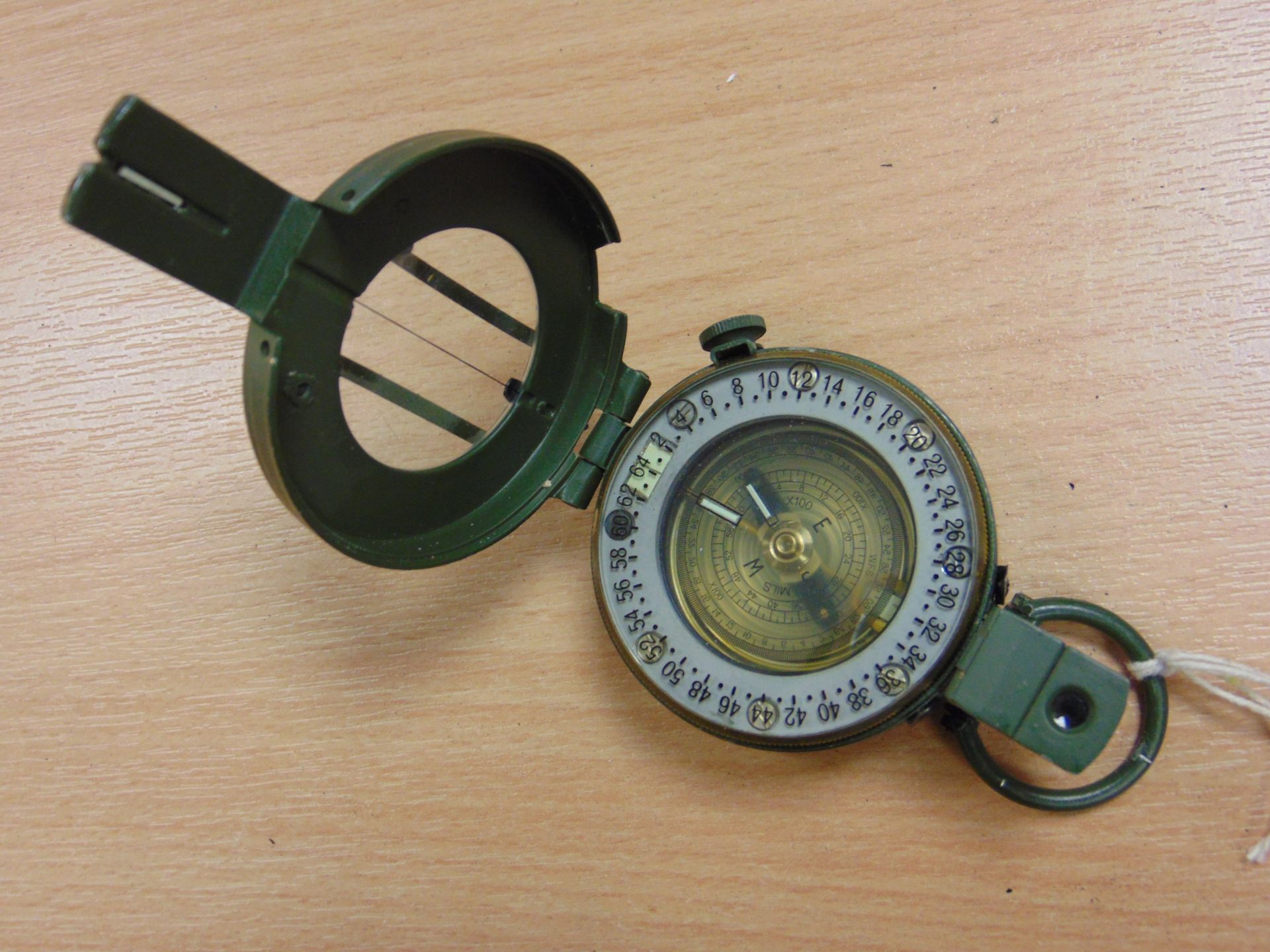 STANLEY- LONDON BRITISH ARMY PRISMATIC COMPASS WITH NATO MARKINGS AND CALIBRATED IN MILS UNISSUED - Image 2 of 5