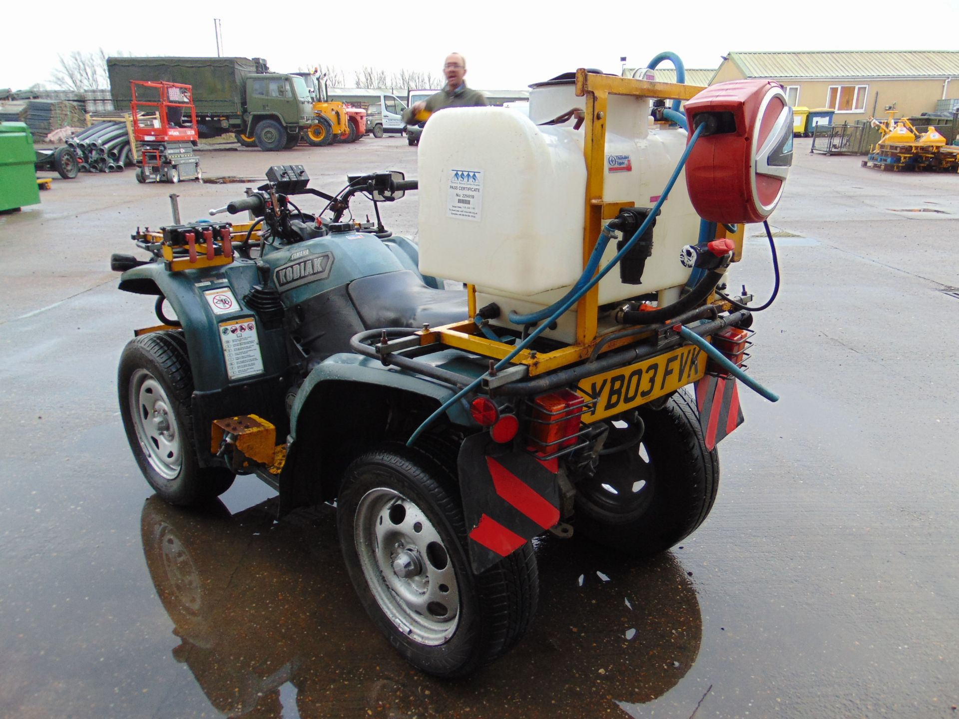 Yamaha Kodiak Quad Bike c/w, Sprayer Unit as shown - Image 9 of 17