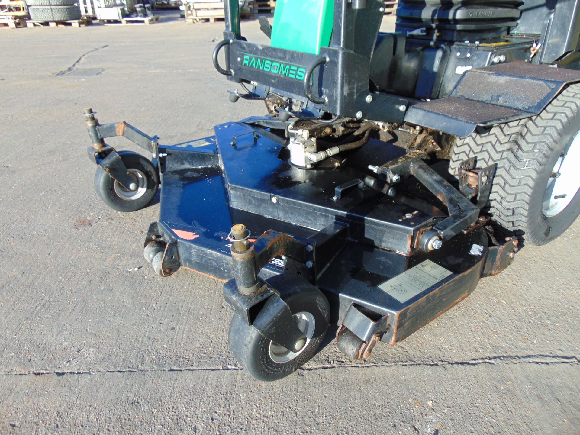 2014 Ransomes 4 x 4 HR3806 Kubota Diesel Upfront Rotary Mower ONLY 3,238 HOURS! - Image 10 of 20