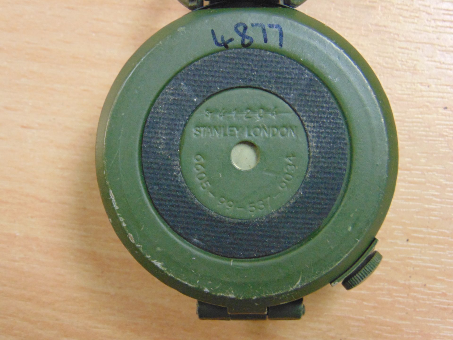 STANLEY- LONDON BRITISH ARMY PRISMATIC COMPASS WITH NATO MARKINGS AND CALIBRATED IN MILS UNISSUED - Image 4 of 5